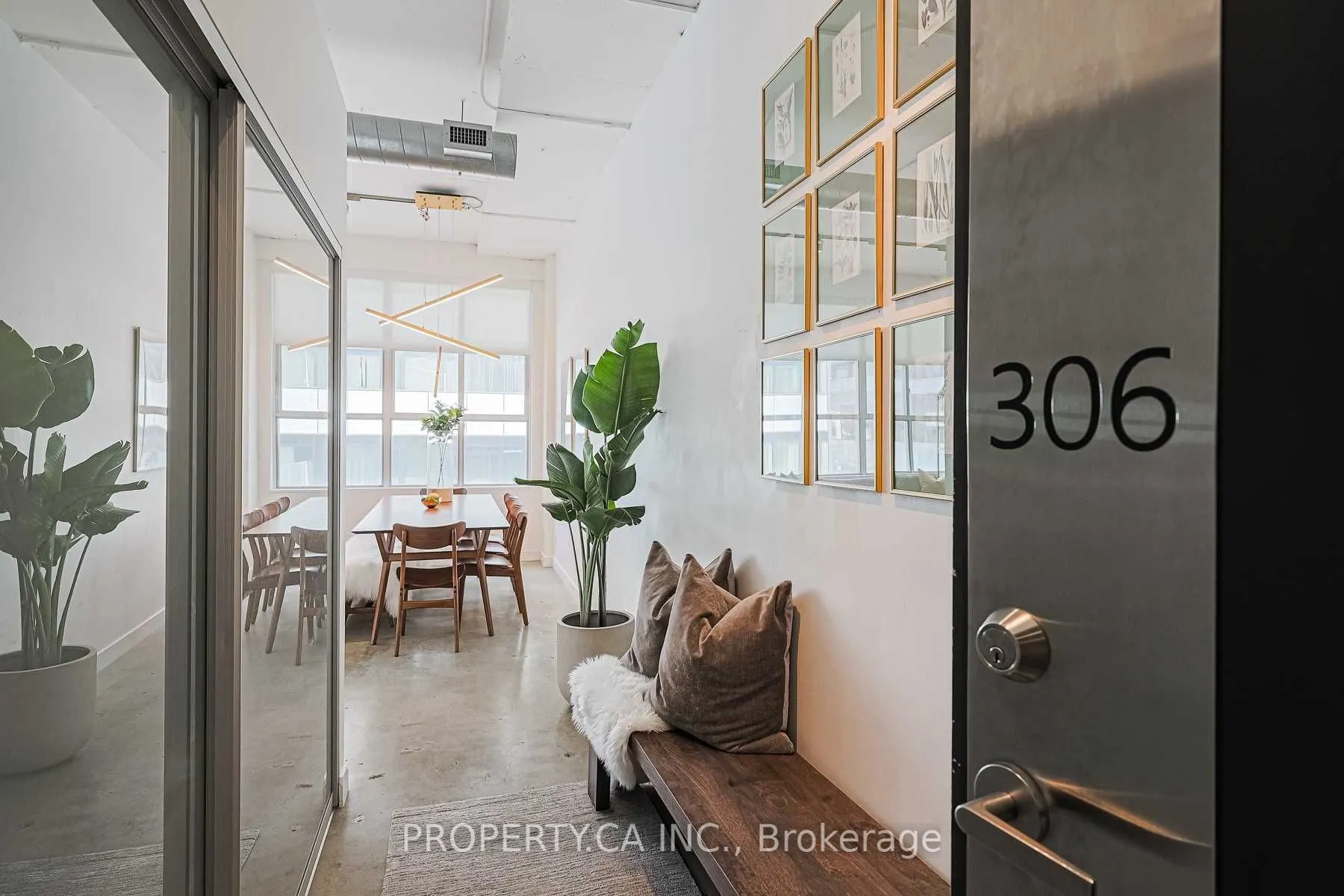 188 Eglinton Avenue E, #306