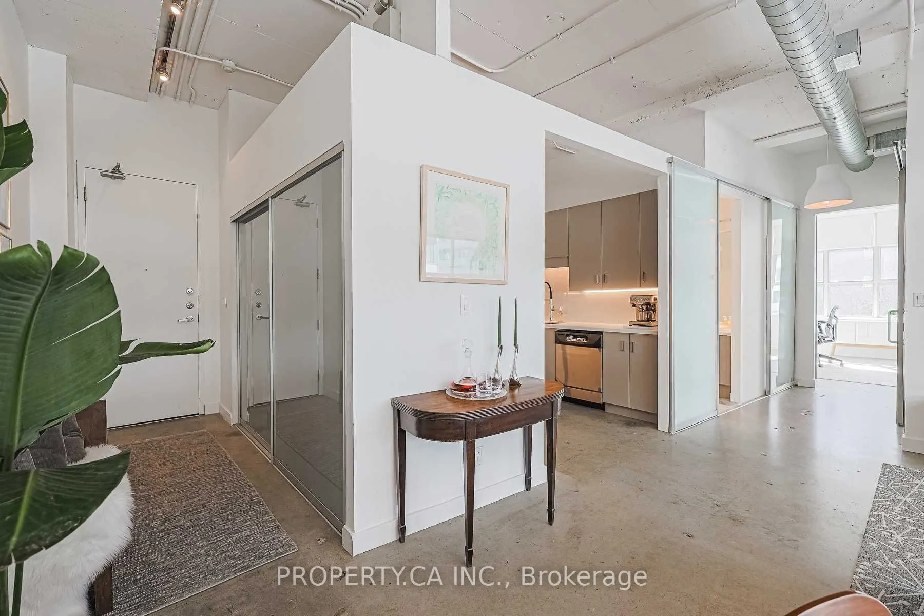 188 Eglinton Avenue E, #306