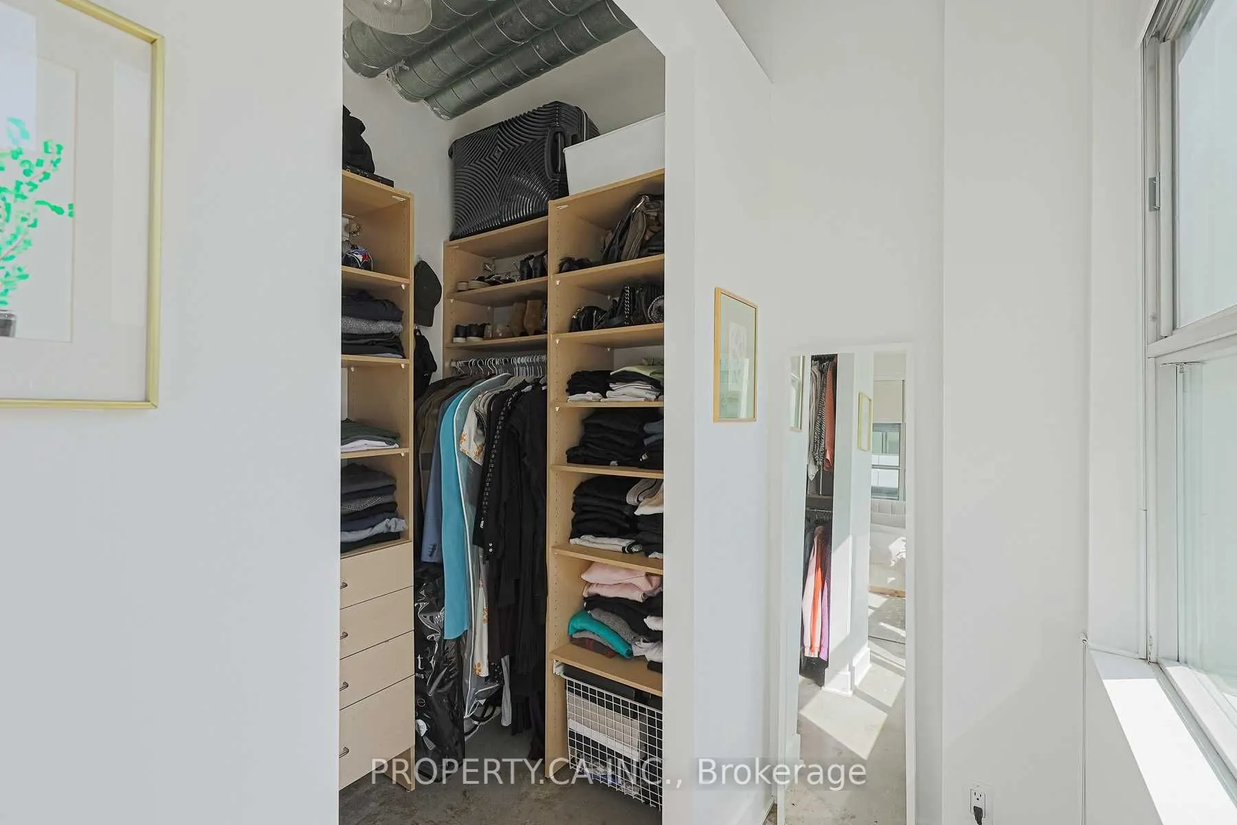 188 Eglinton Avenue E, #306