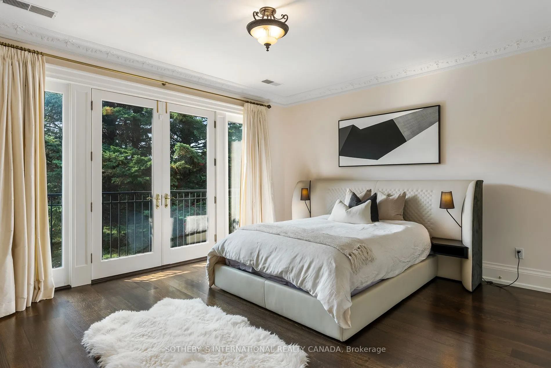 32 Arjay Crescent