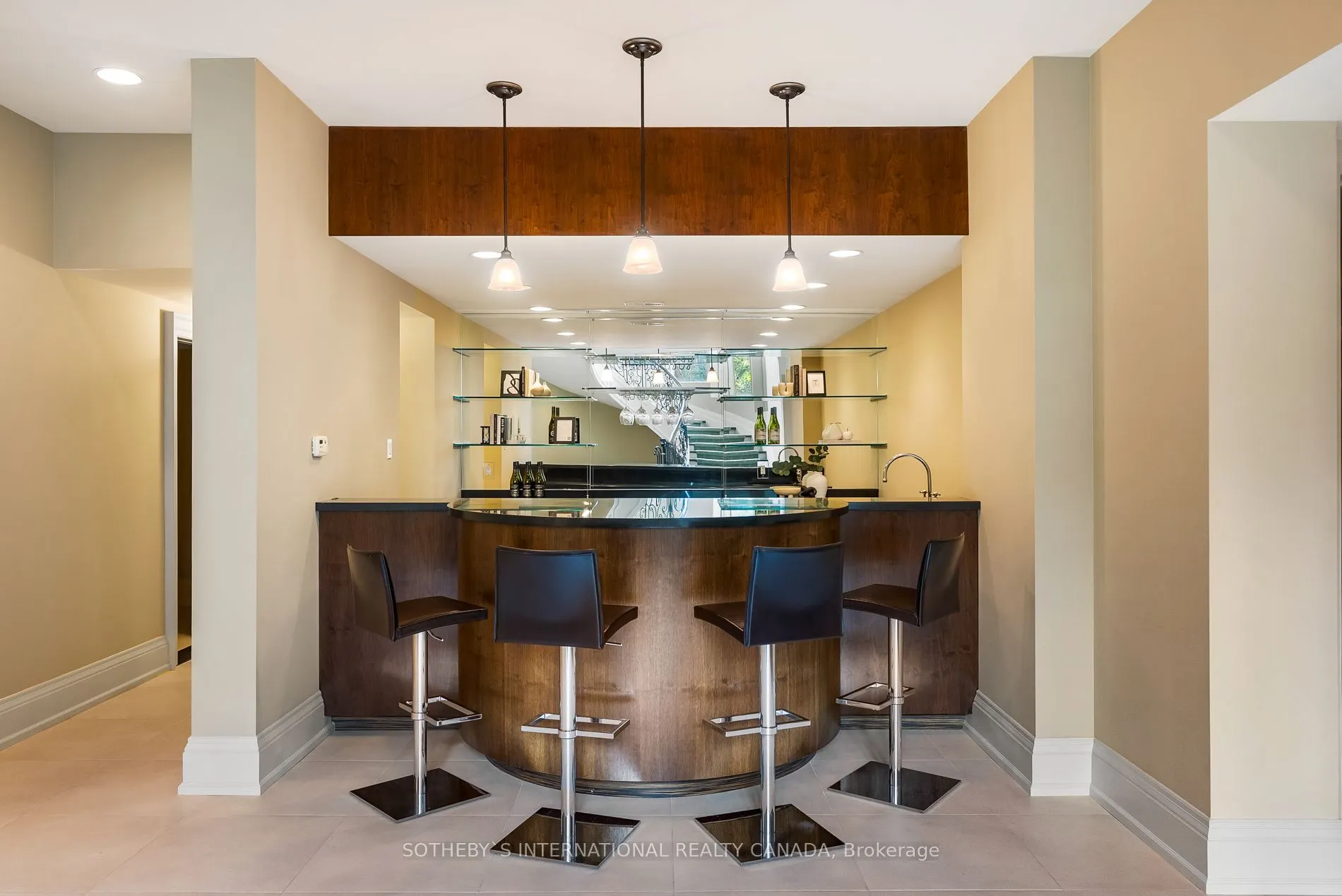 32 Arjay Crescent