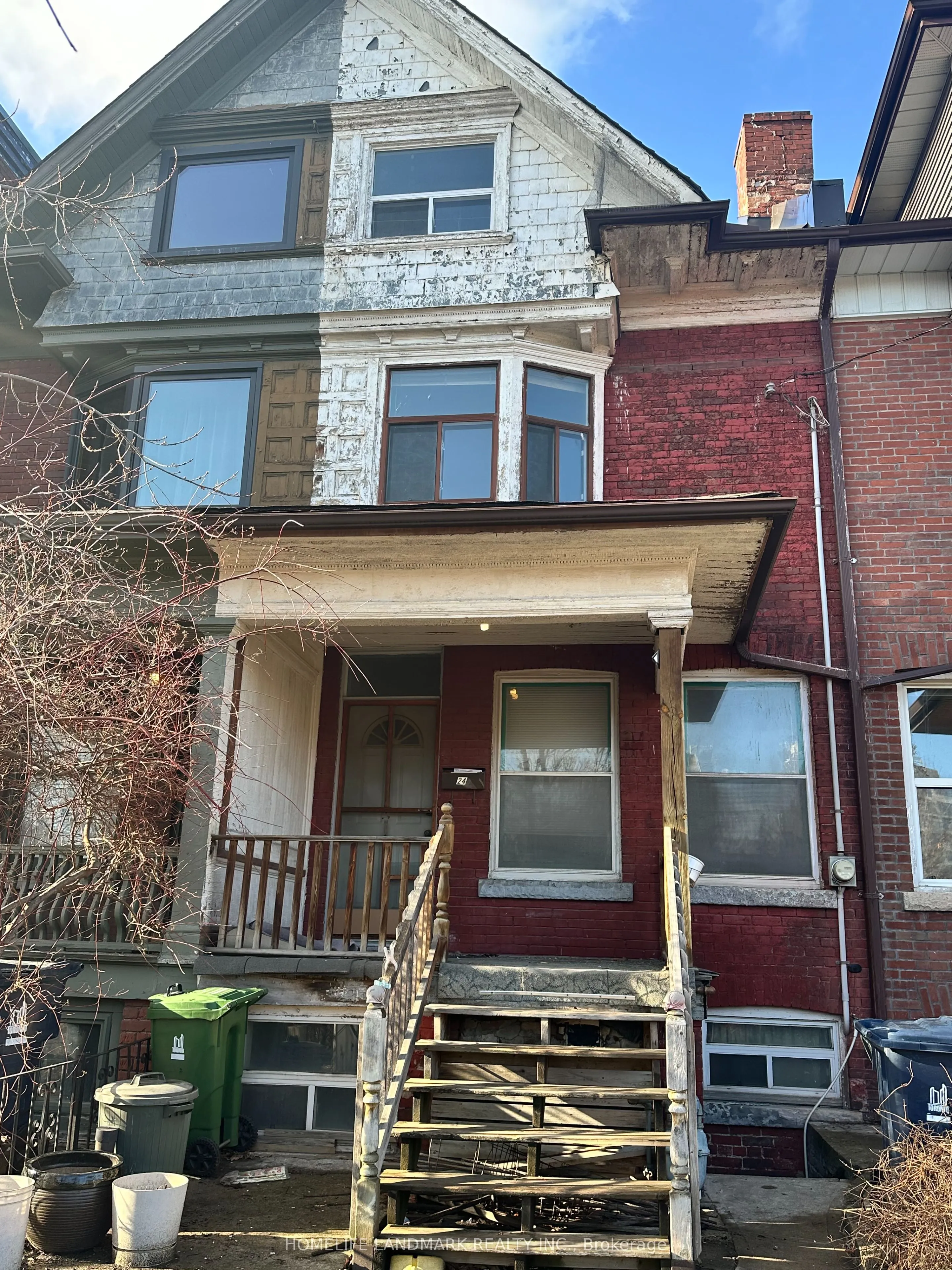 24 Denison Square