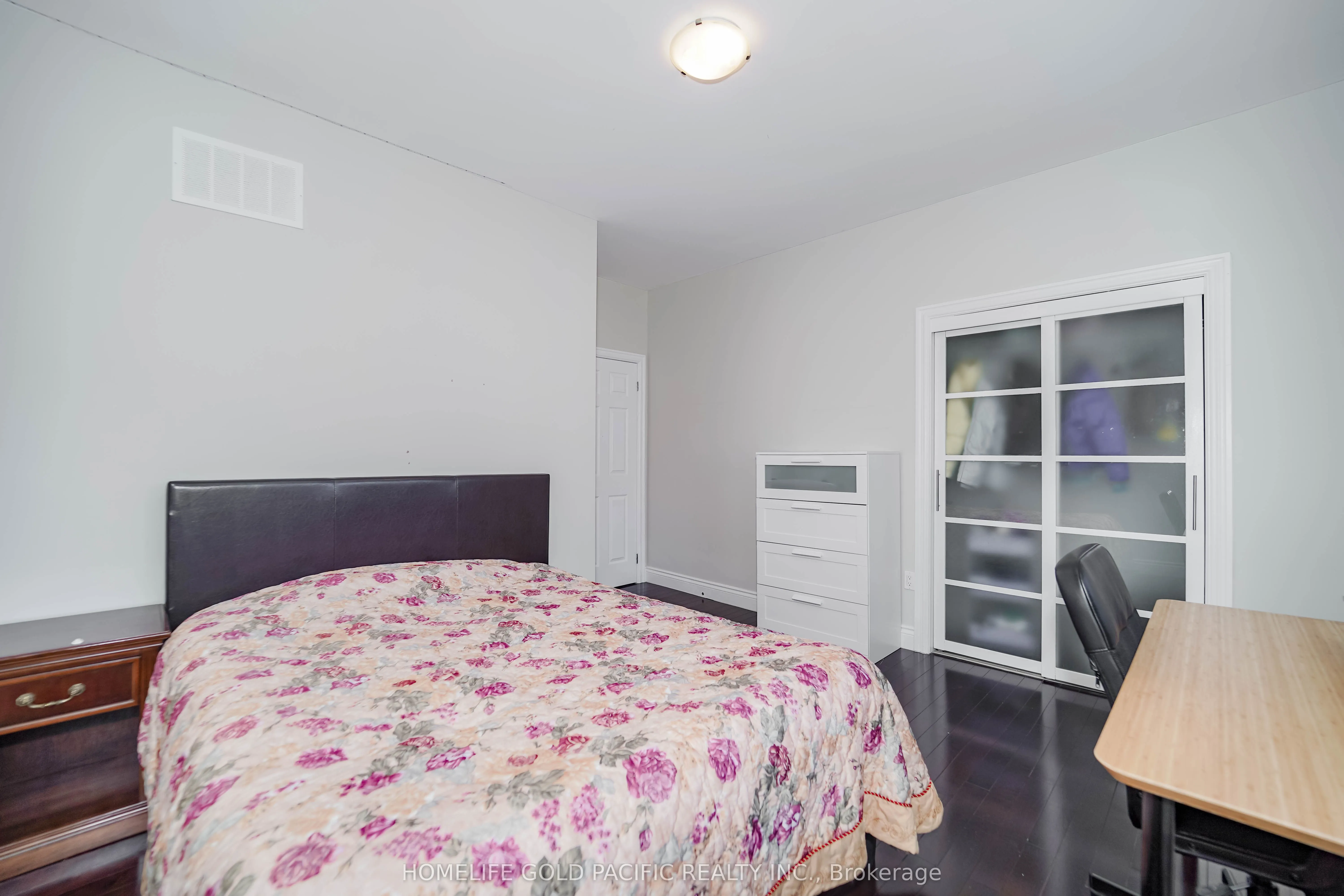 3 Artinger Court
