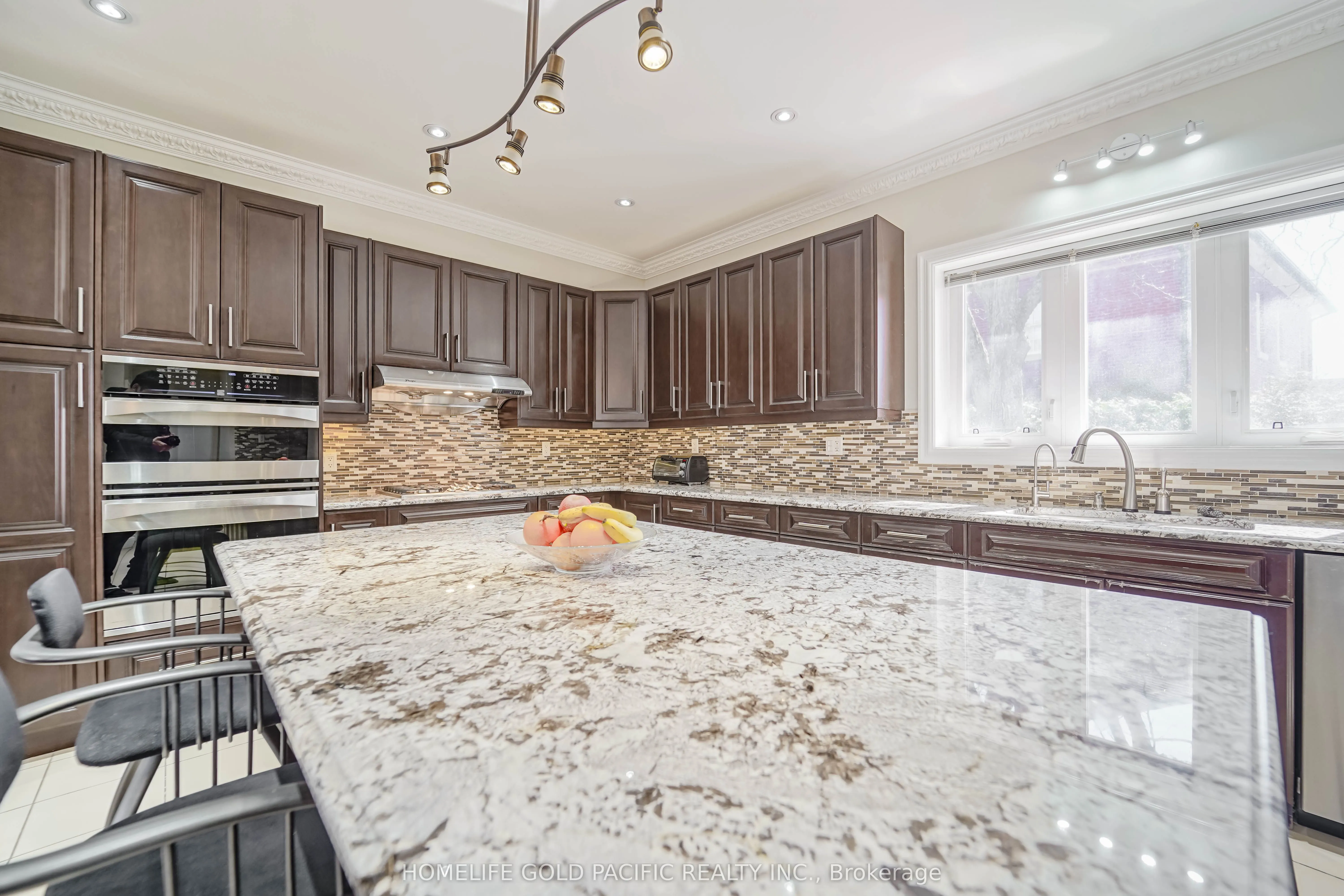 3 Artinger Court