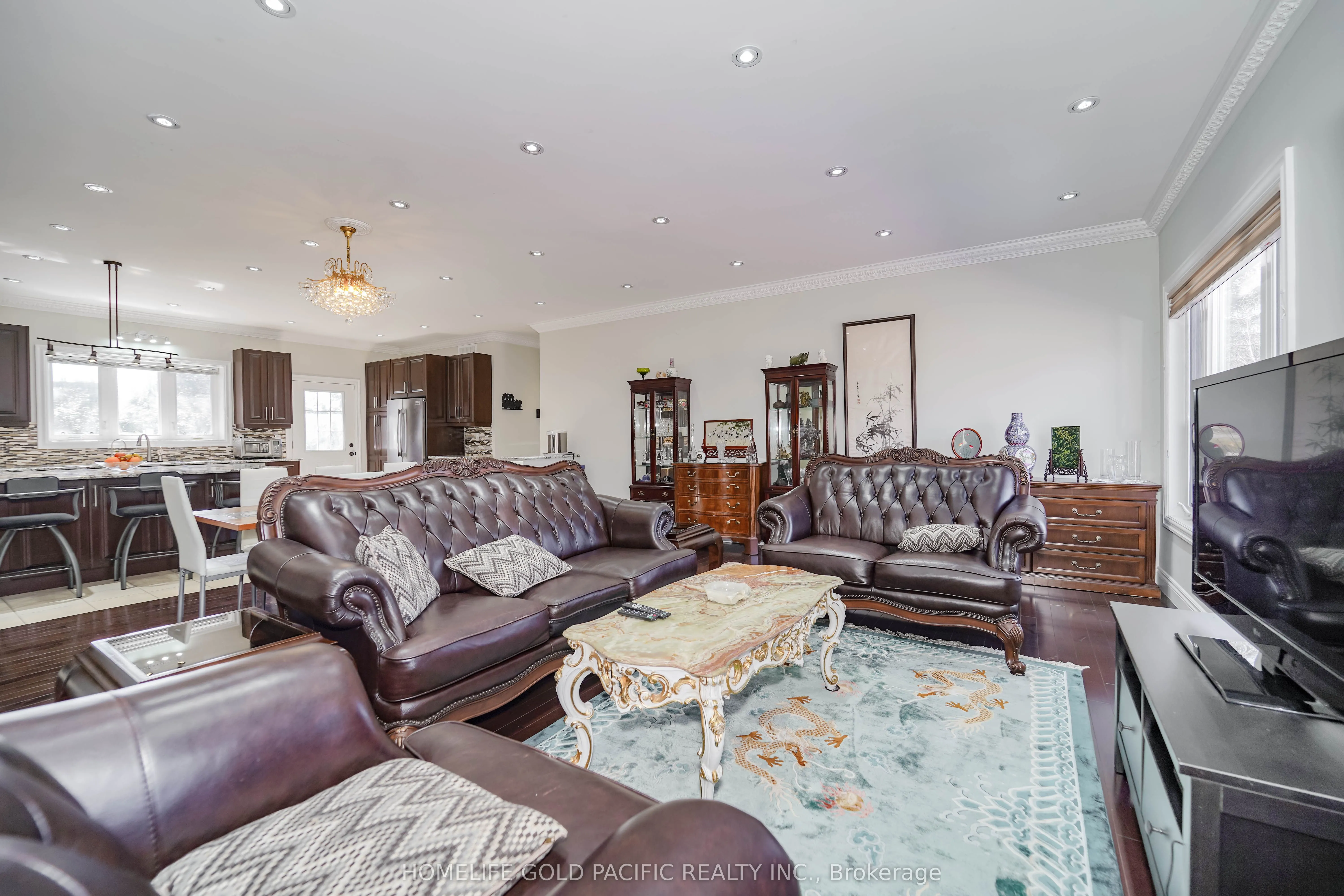 3 Artinger Court