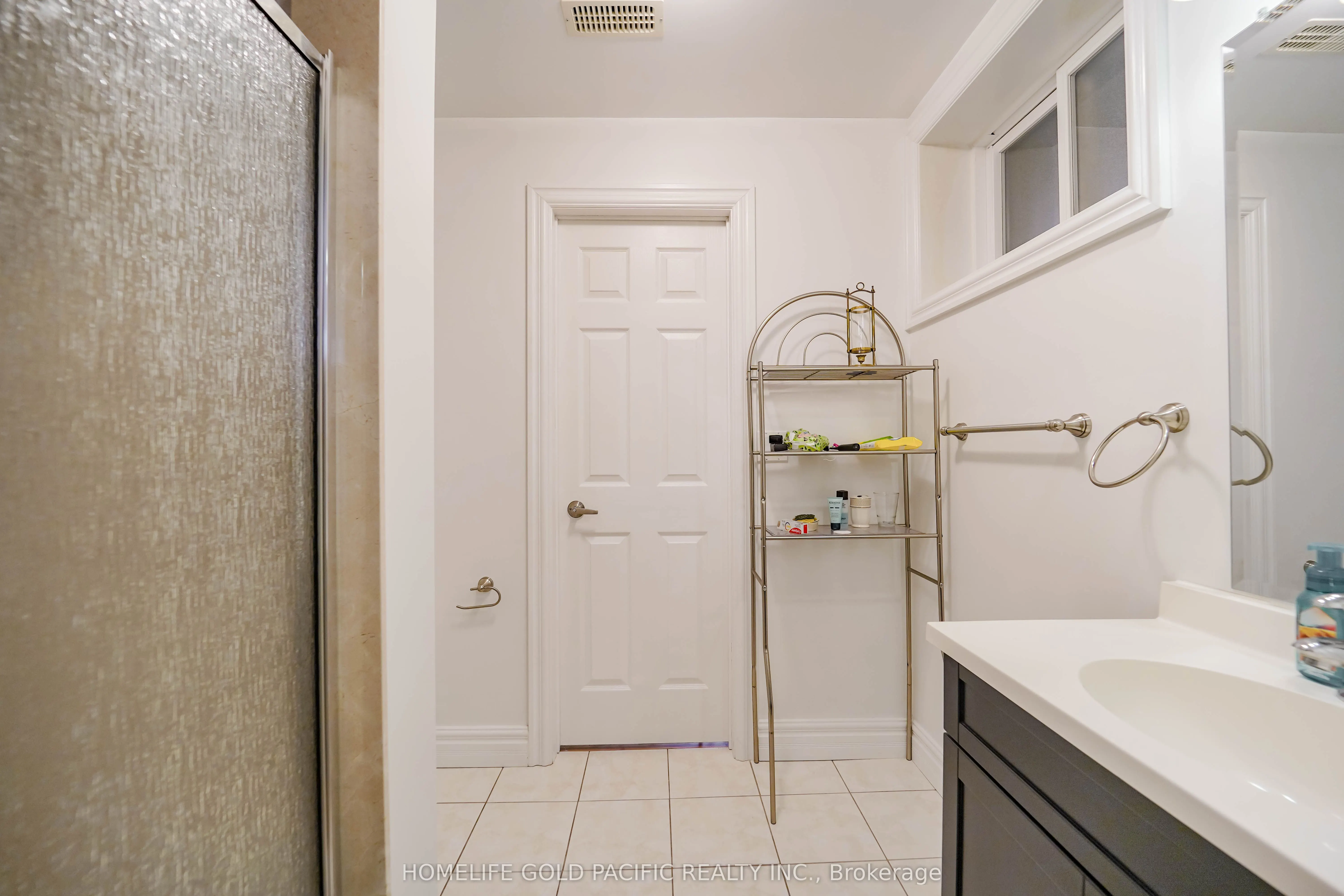3 Artinger Court
