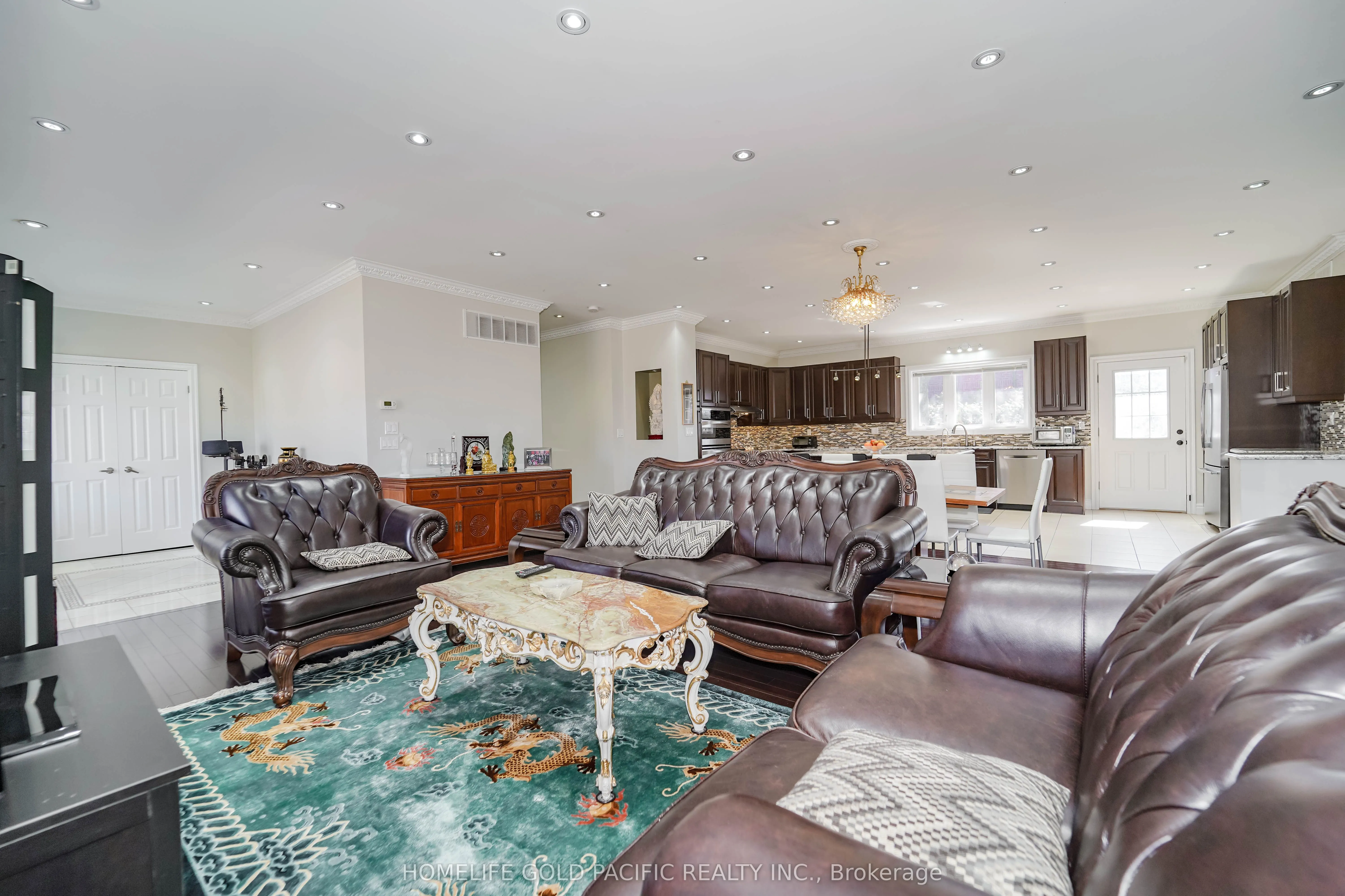 3 Artinger Court