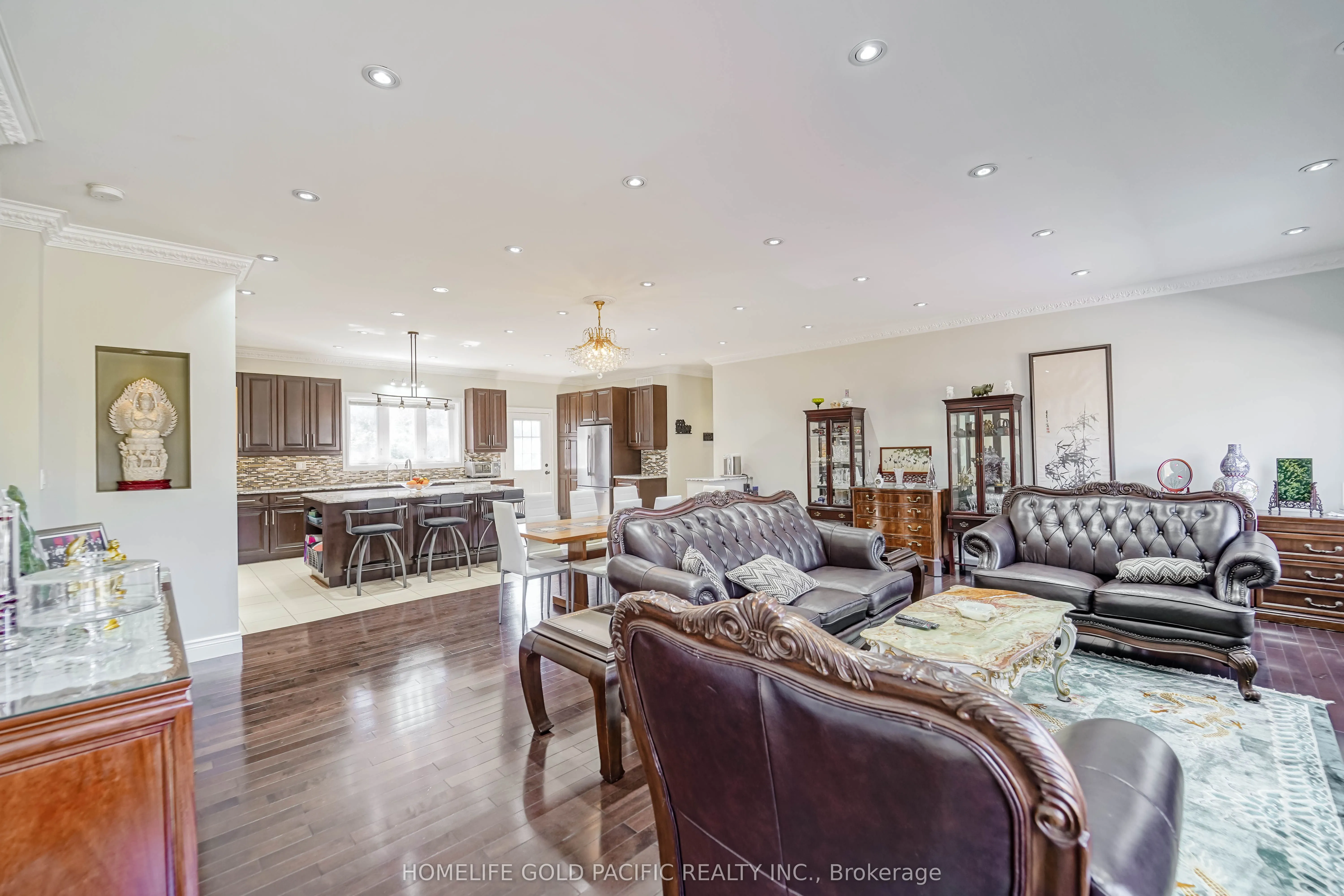 3 Artinger Court