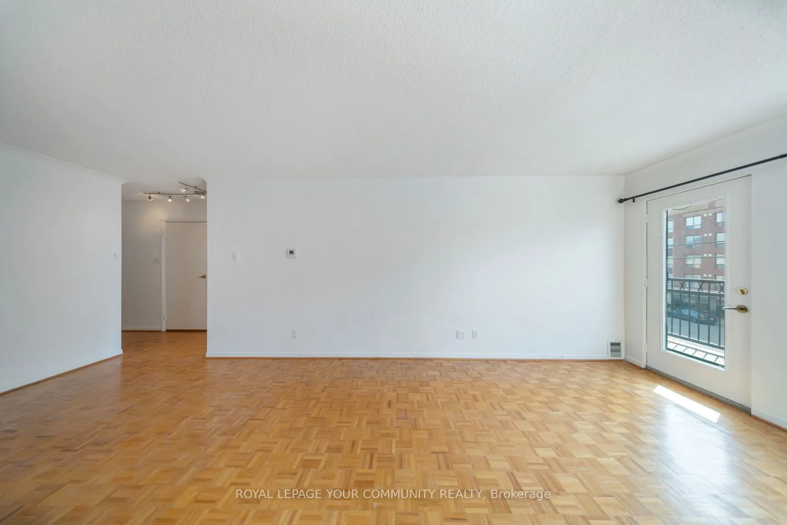 928 Millwood Road W, #306