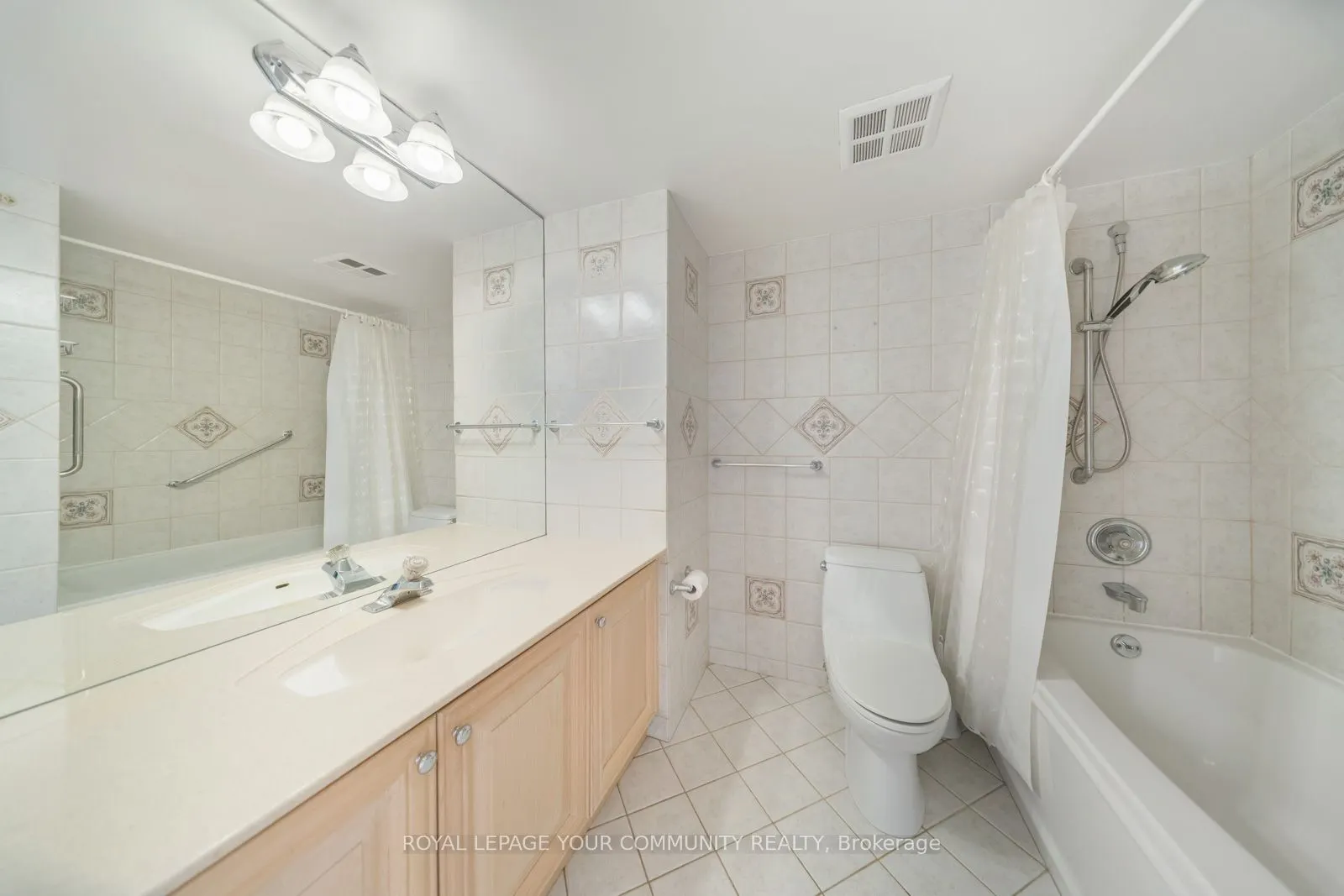 928 Millwood Road W, #306