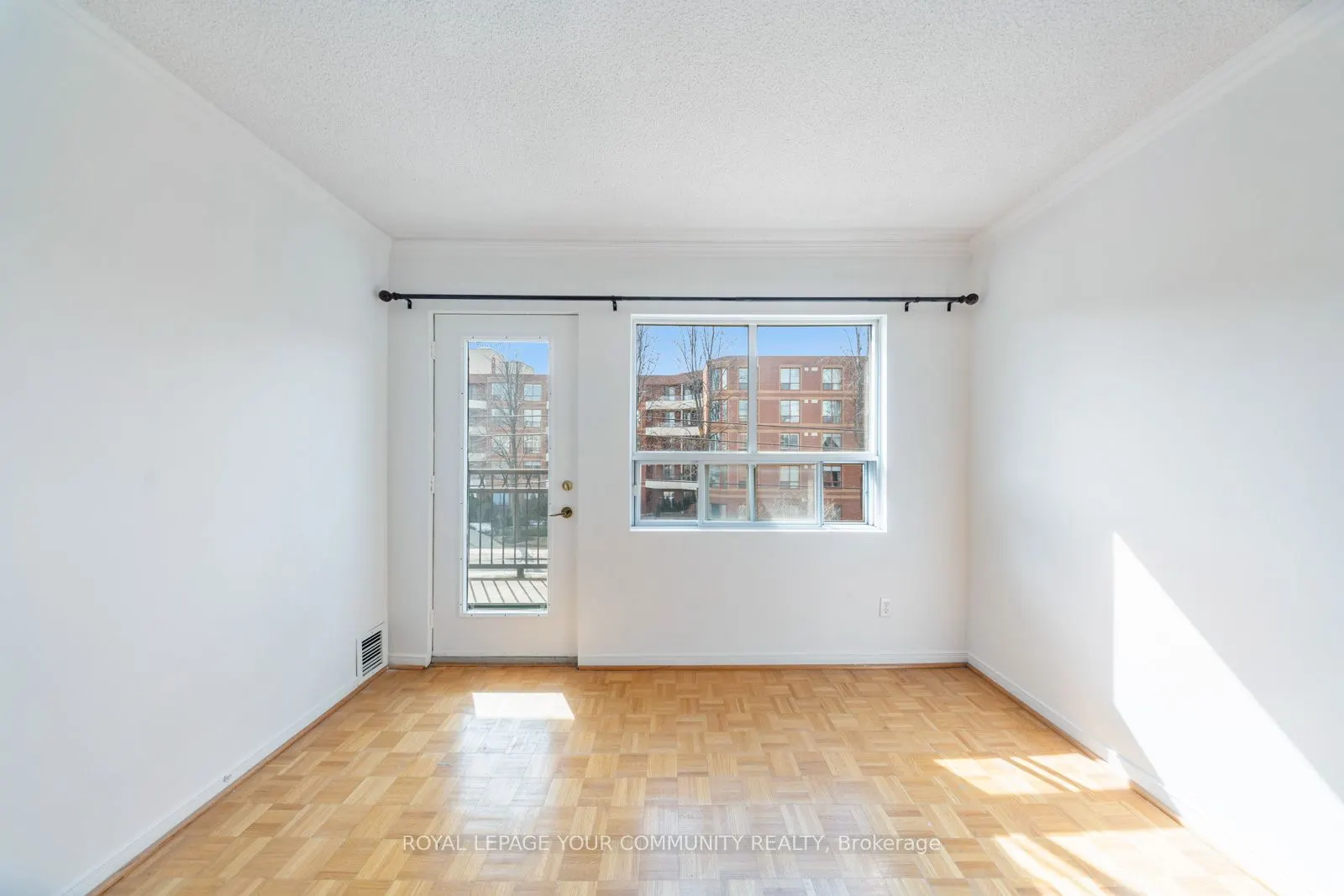 928 Millwood Road W, #306