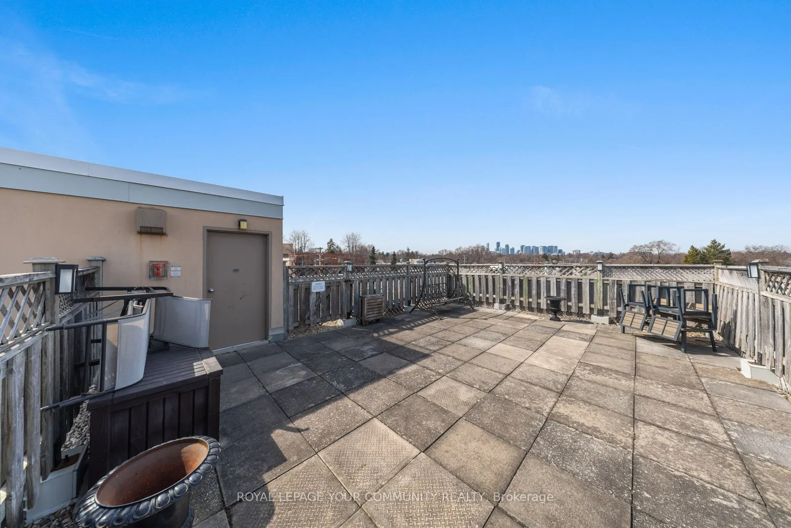 928 Millwood Road W, #306