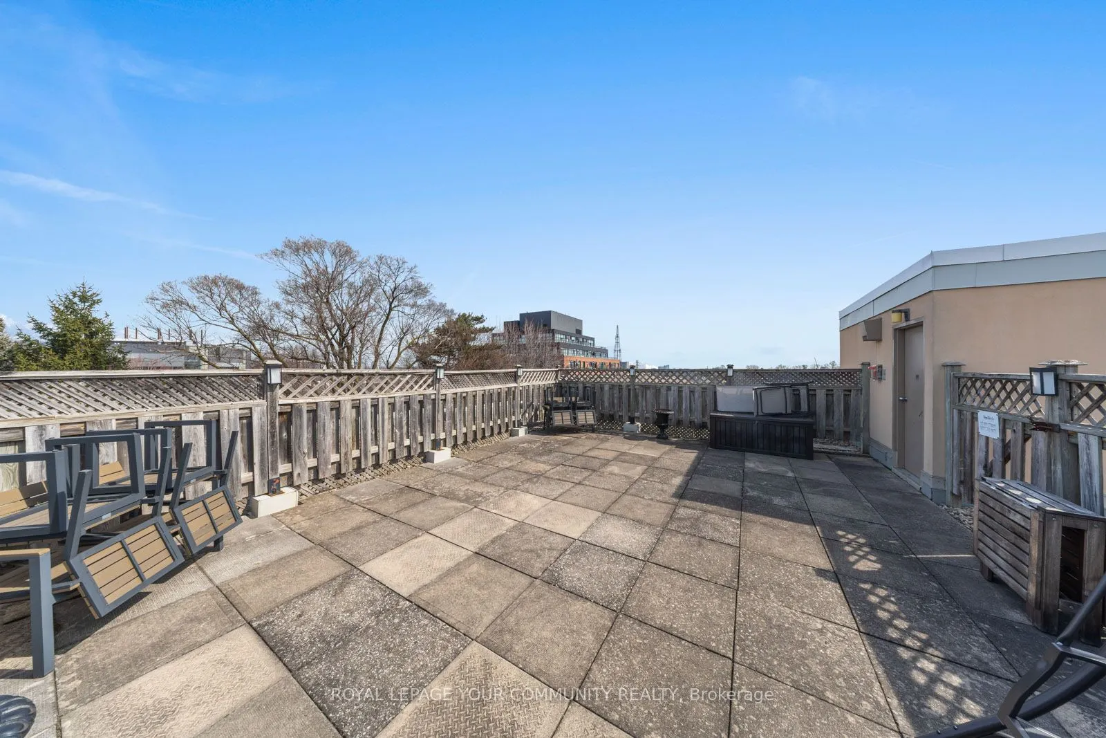 928 Millwood Road W, #306