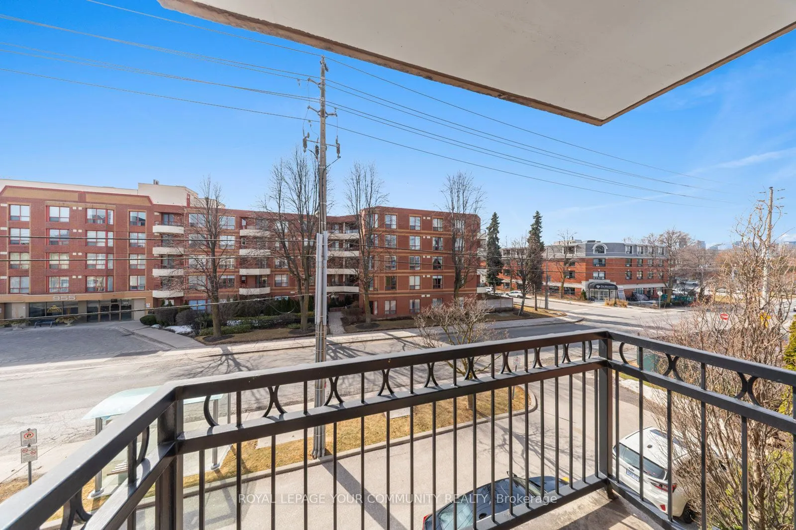 928 Millwood Road W, #306