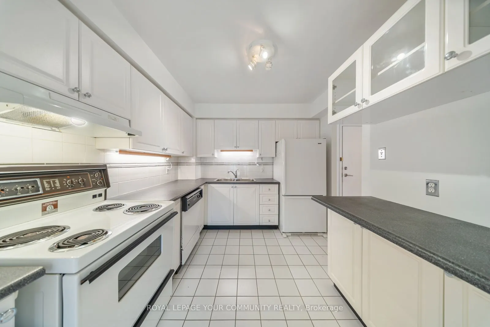 928 Millwood Road W, #306