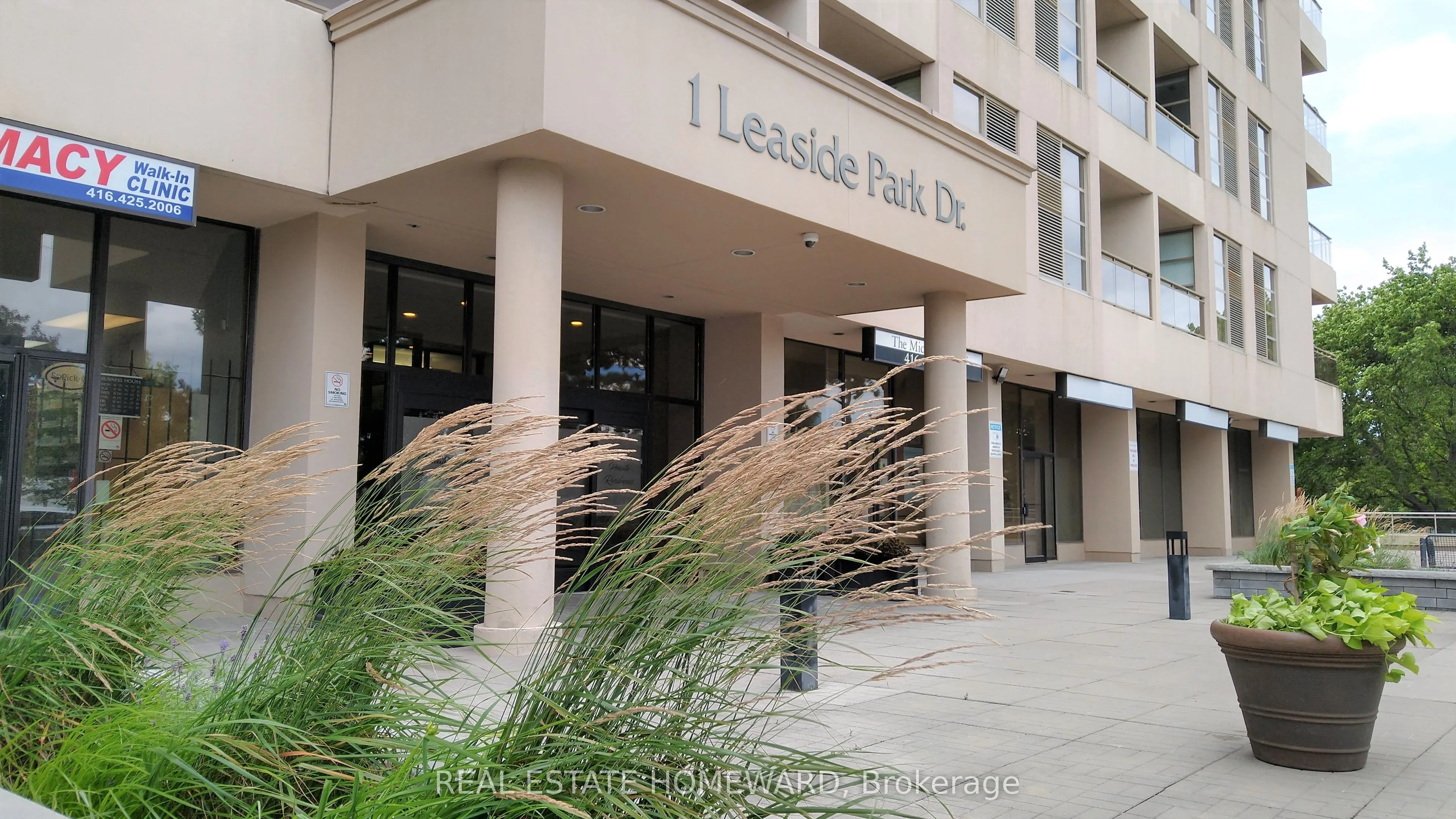 1 Leaside Park Drive, #417
