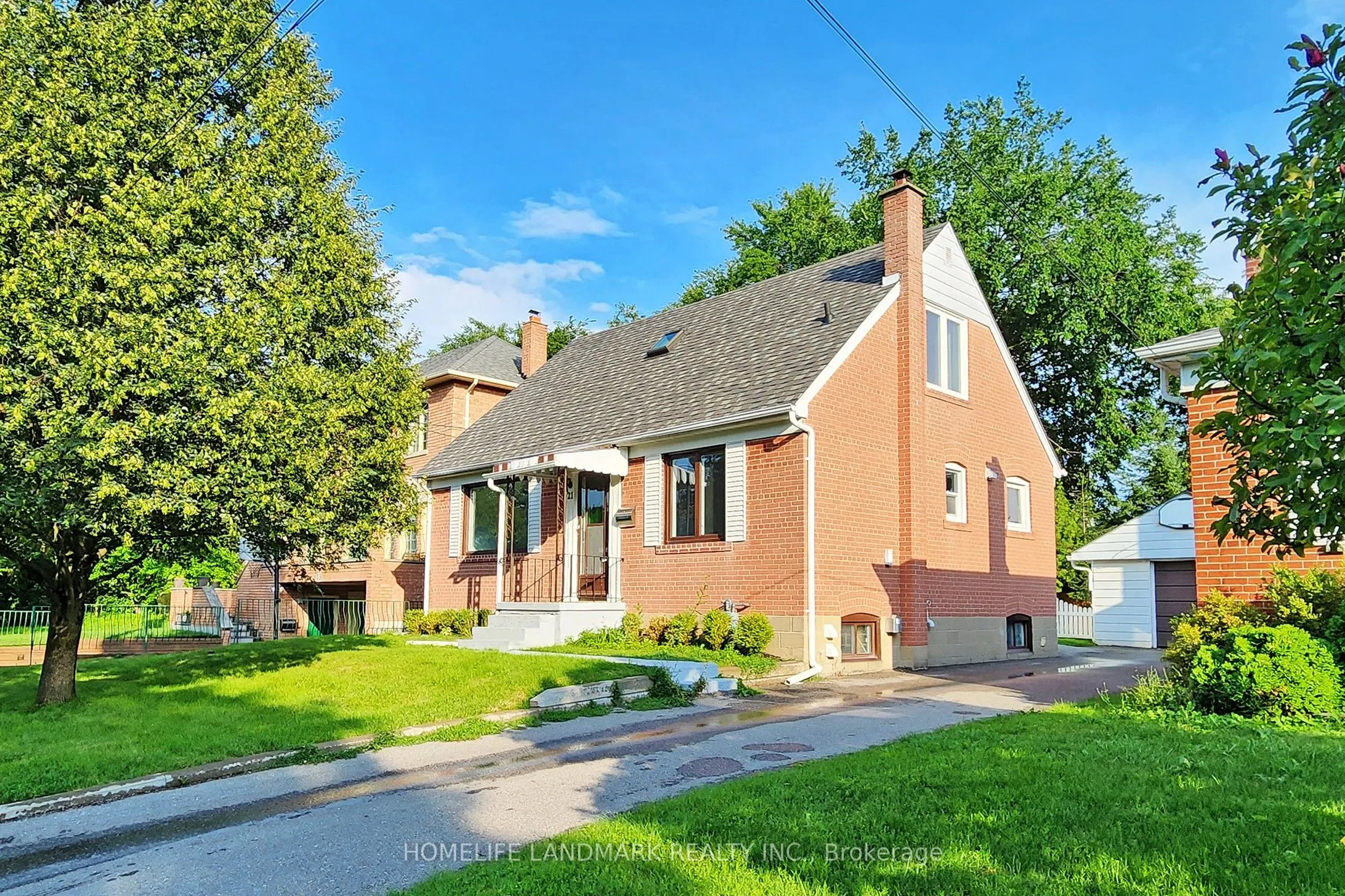 21 Pleasant Avenue S, #Lower
