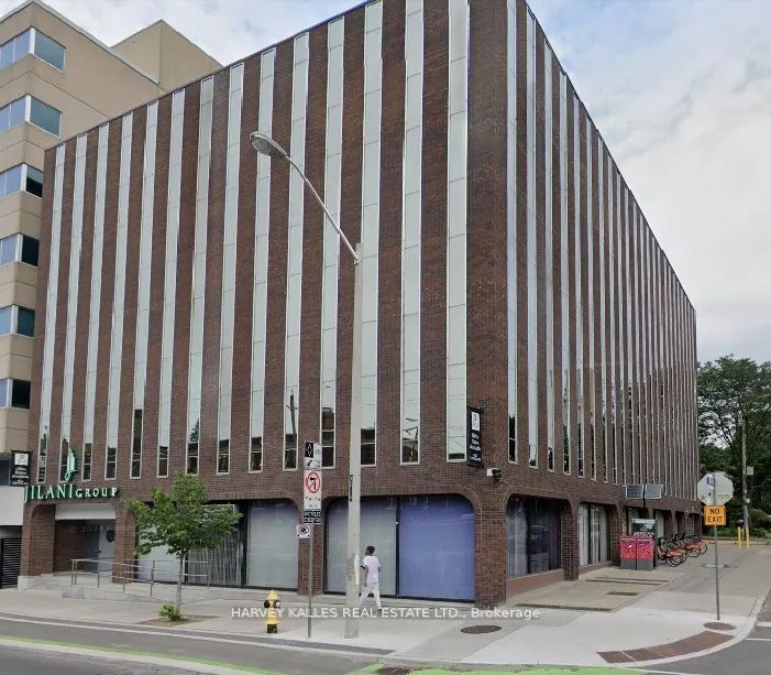 110 Eglinton Avenue, #303H