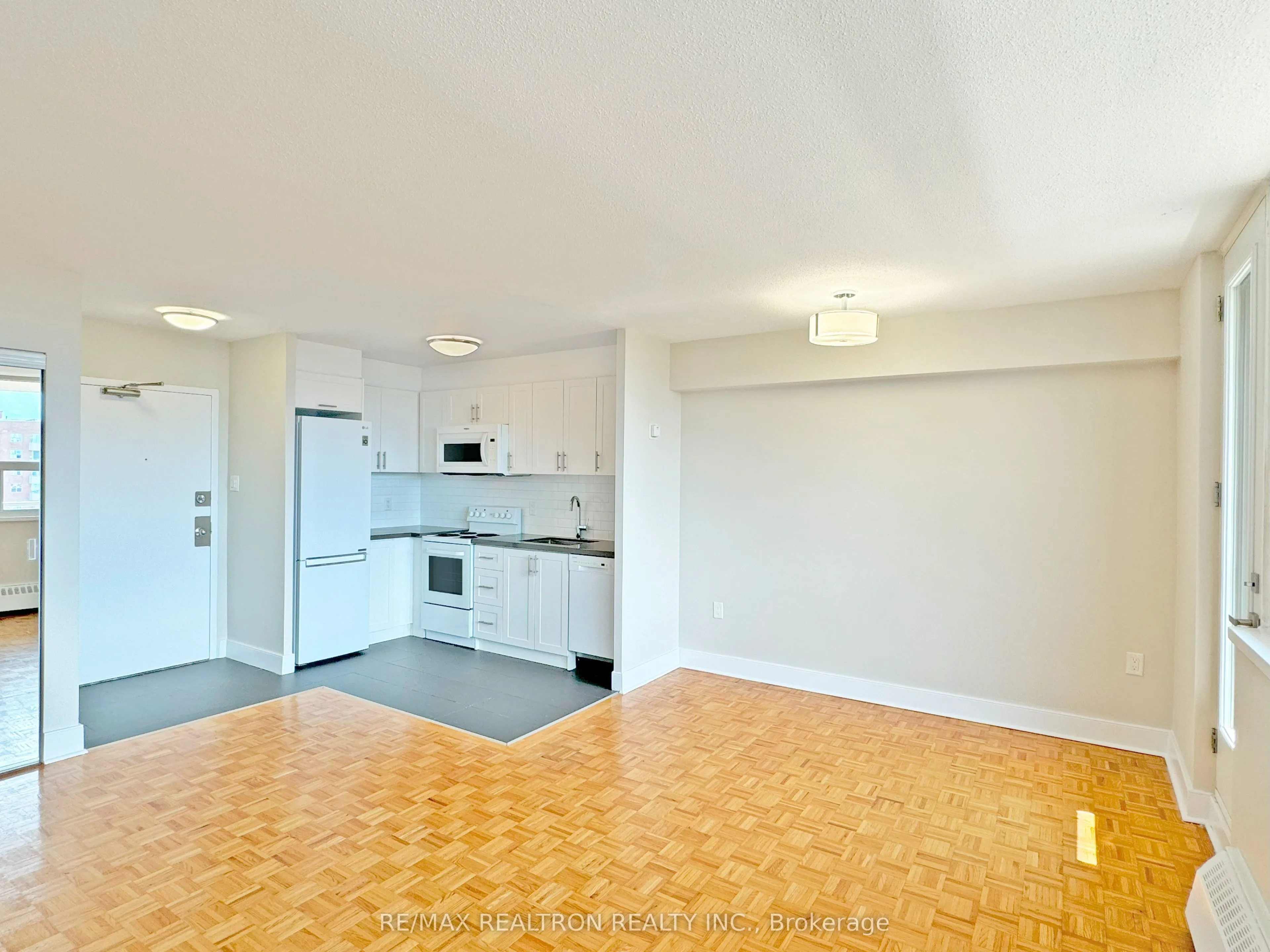 1500 Bathurst Street, #1203