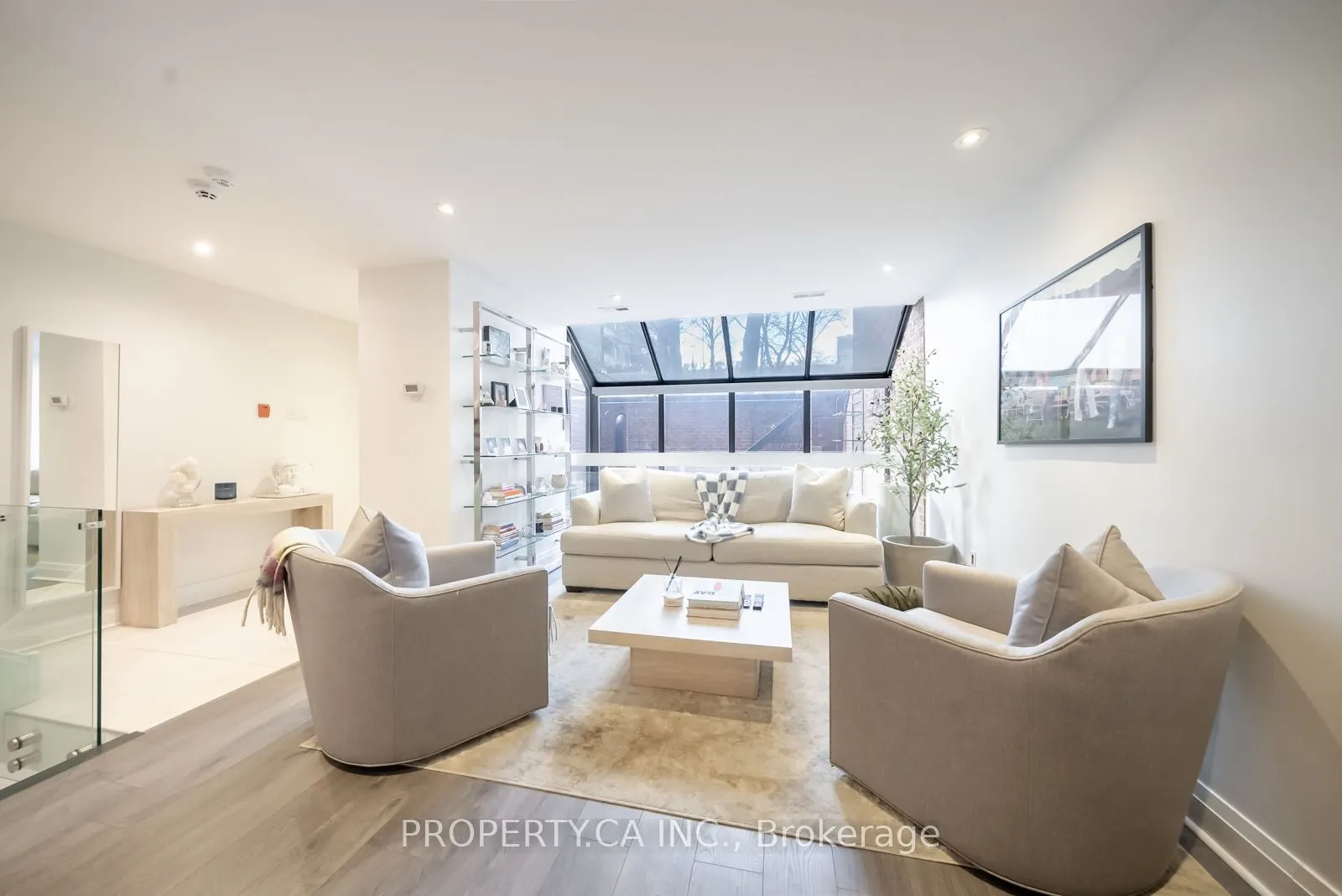 142 Pears Avenue, #A5