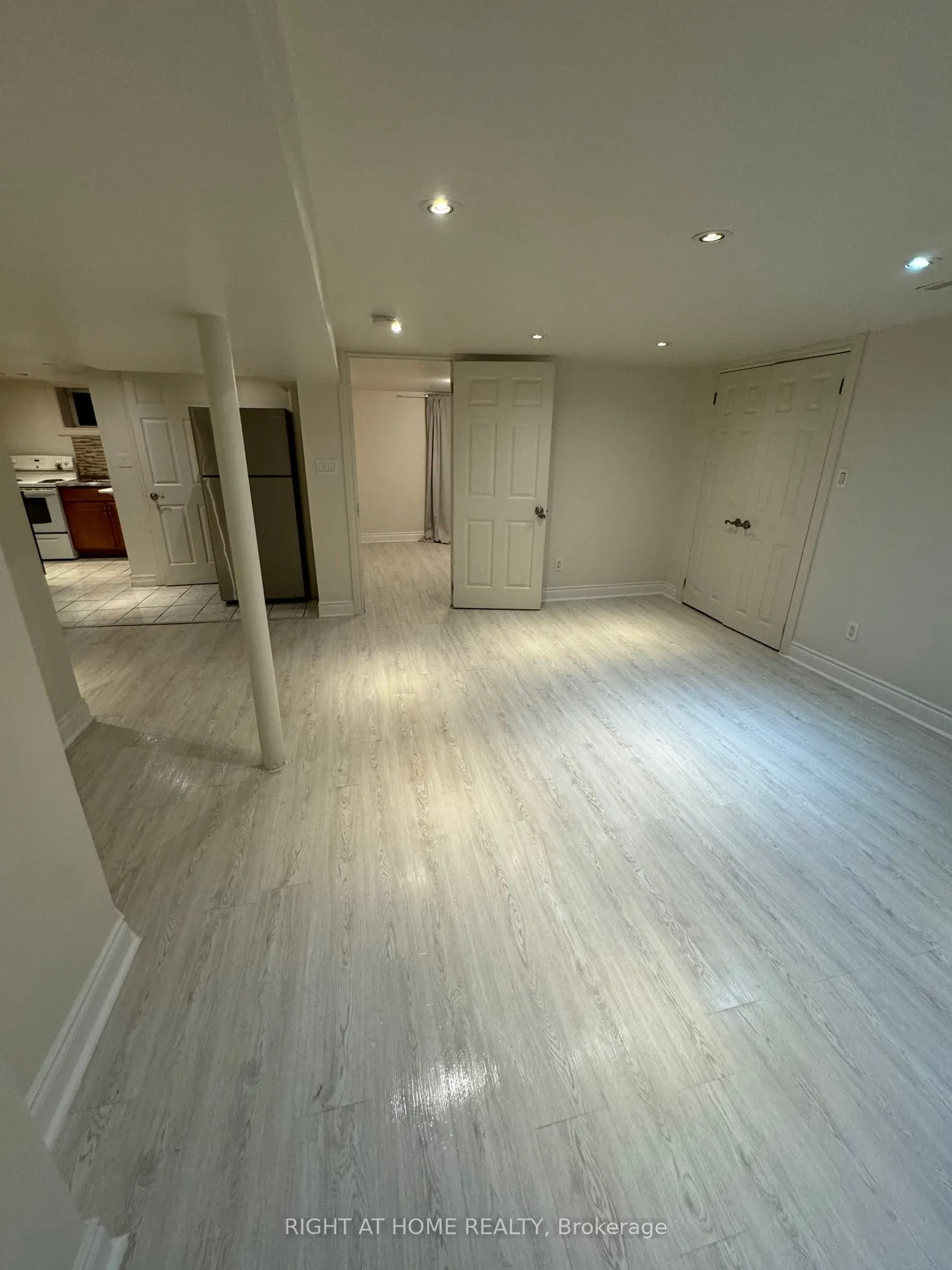 227 Sheppard Avenue W