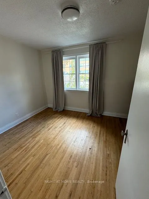 227 Sheppard Avenue W