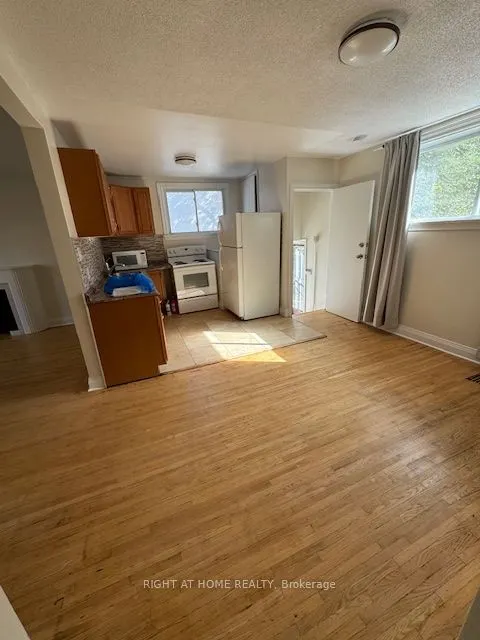 227 Sheppard Avenue W