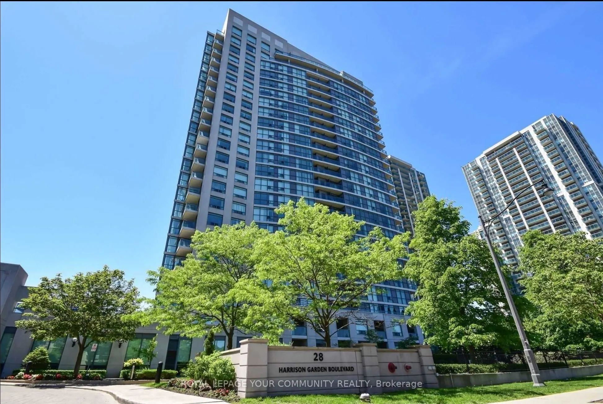 28 Harrison Garden Boulevard #706