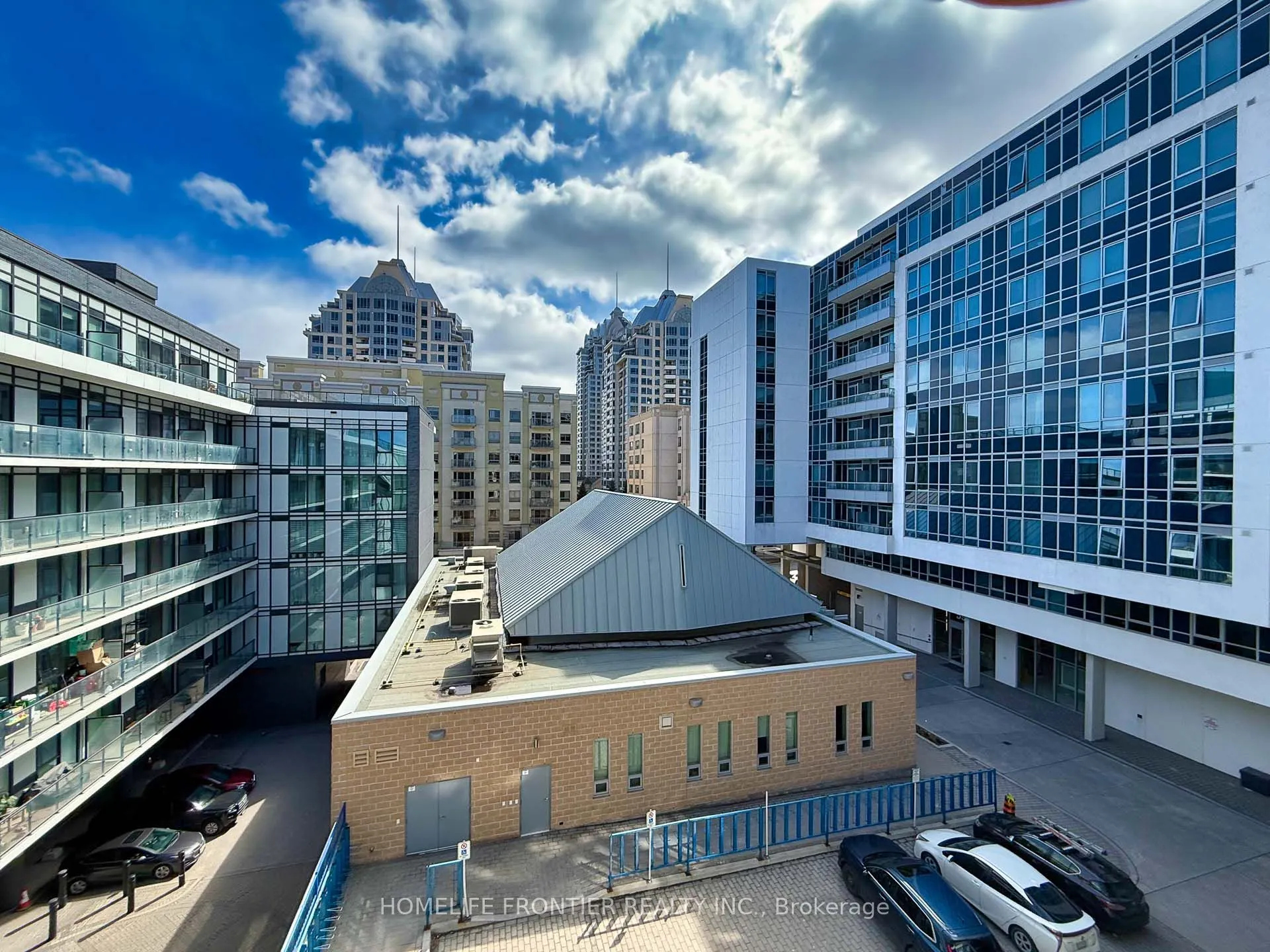 591 Sheppard Avenue E #629