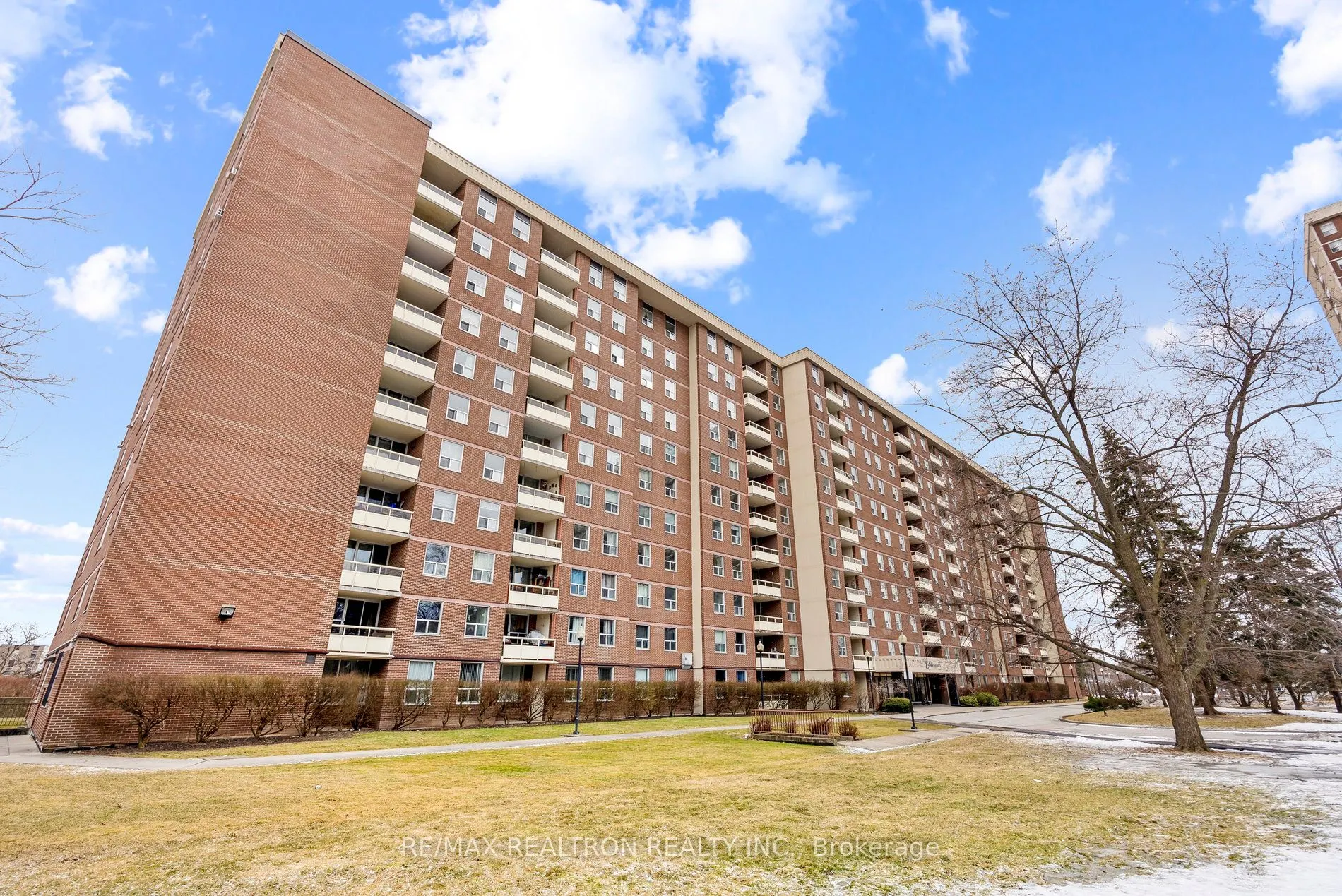 175 Hilda Avenue, #610