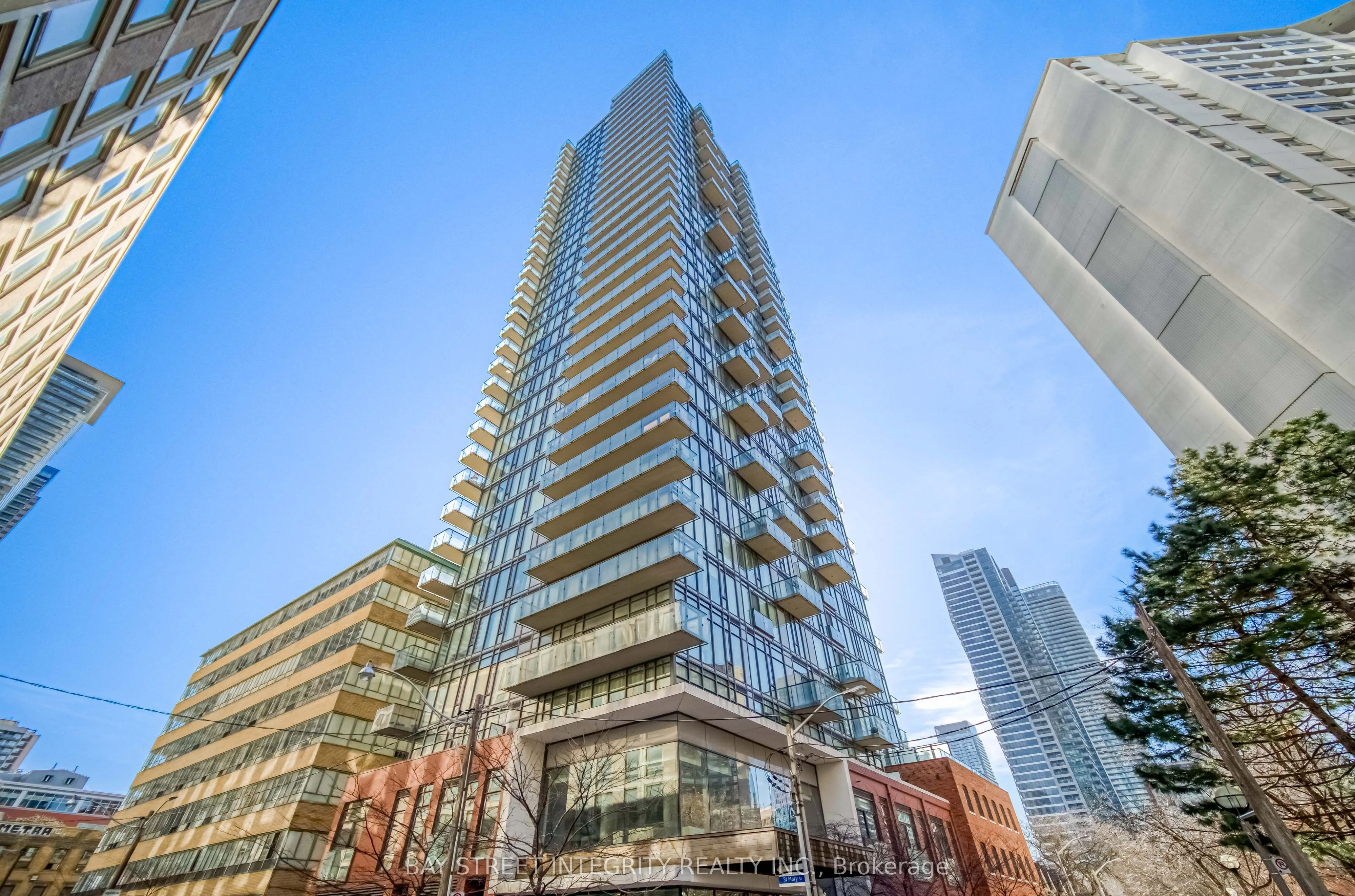 75 St Nicholas Street #2105