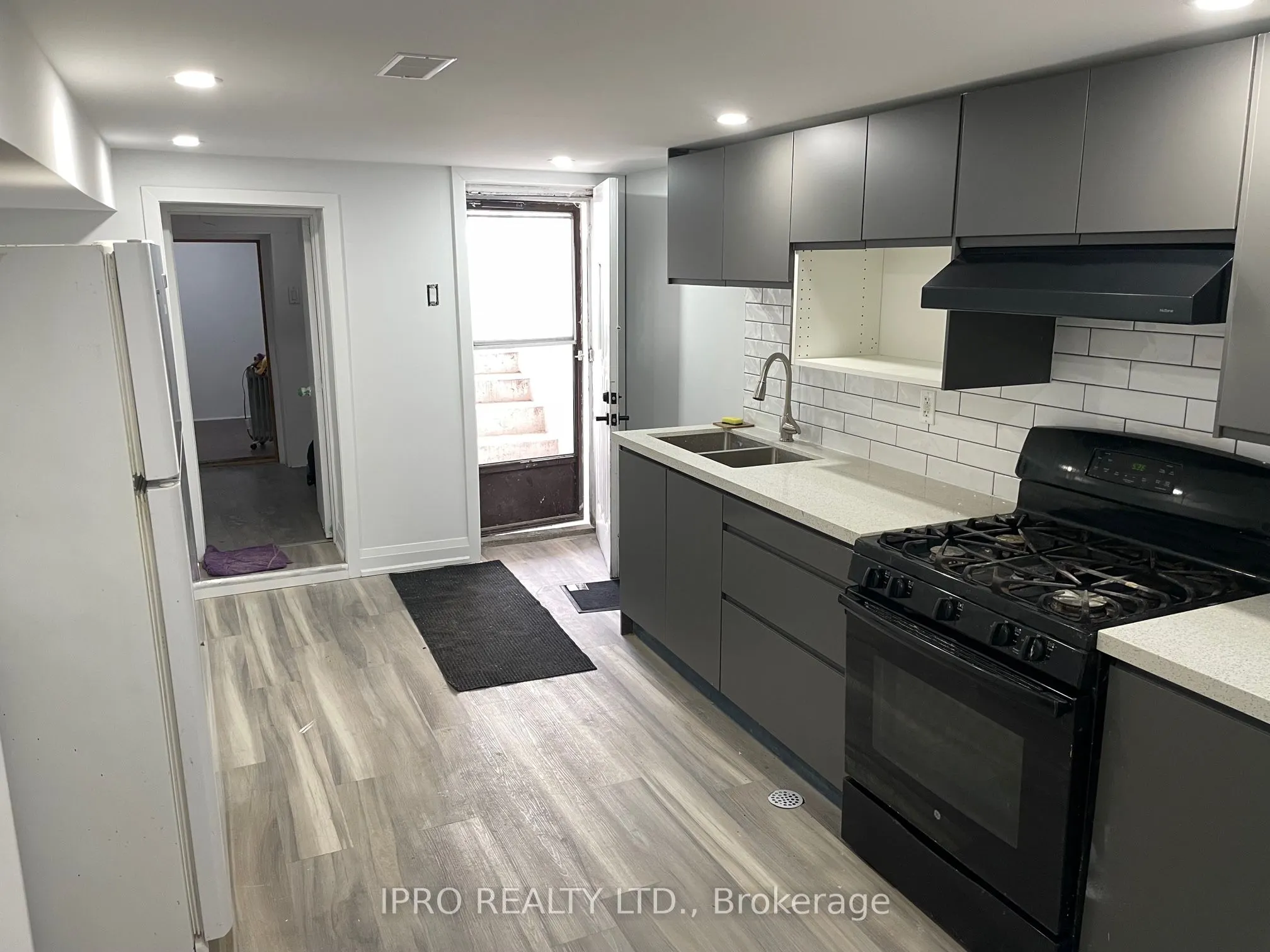 1211 College Street, #BSMT
