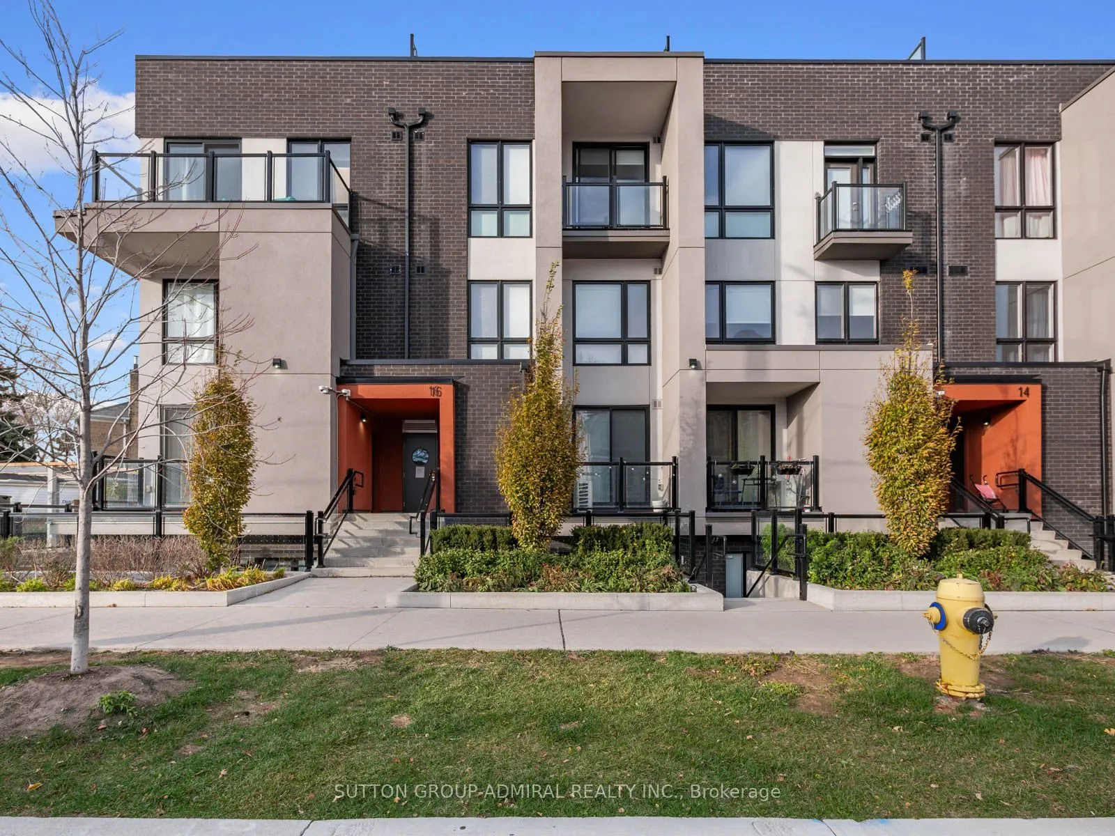 16 Marquette Avenue, #3