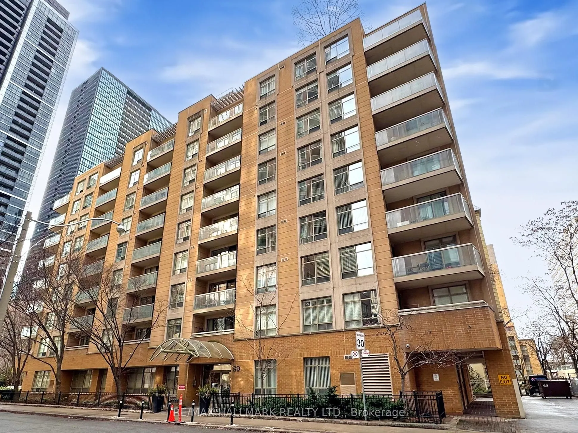 99 Hayden Street, #307