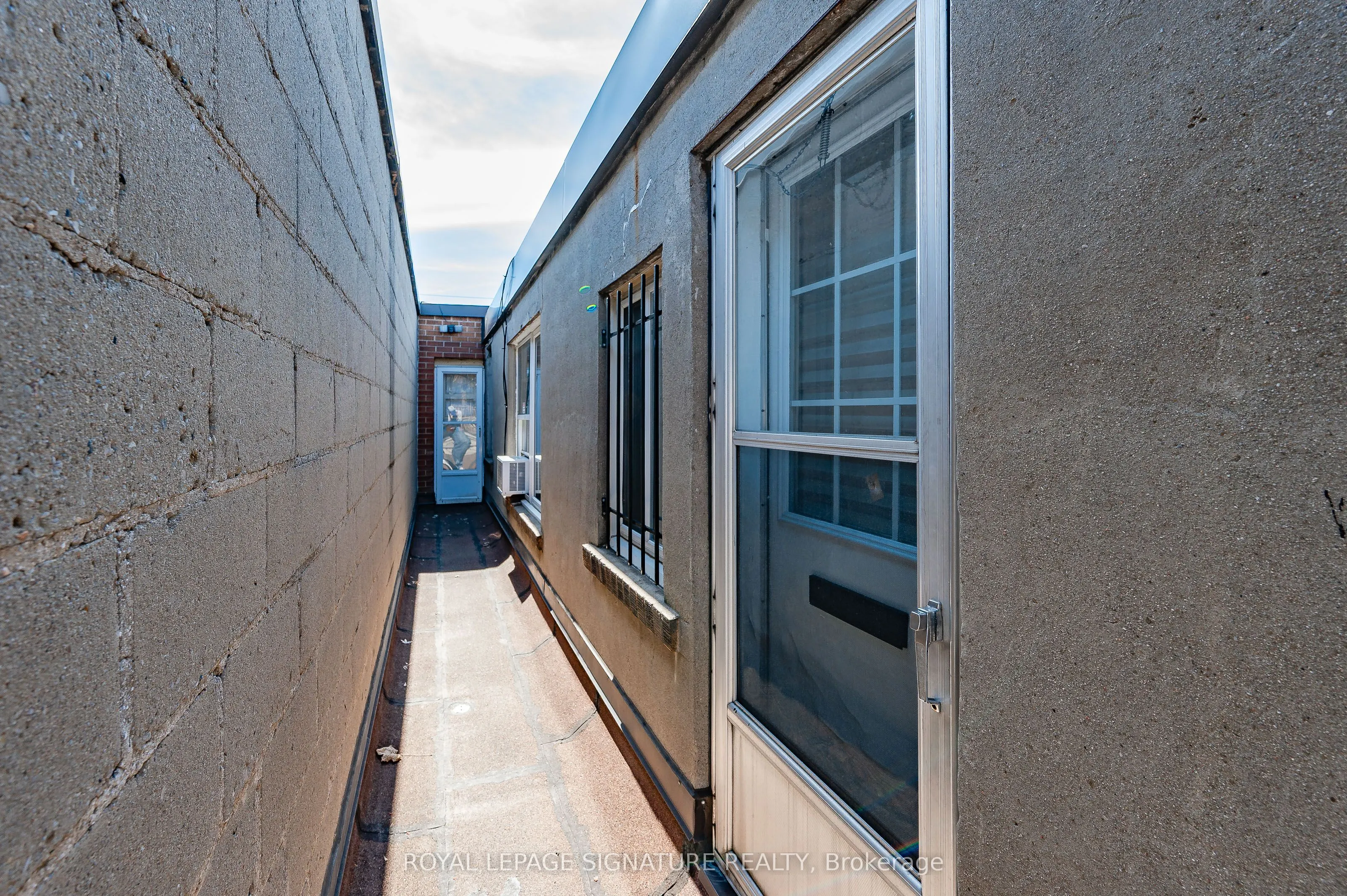 1138 Eglinton Avenue W, #2nd Floor