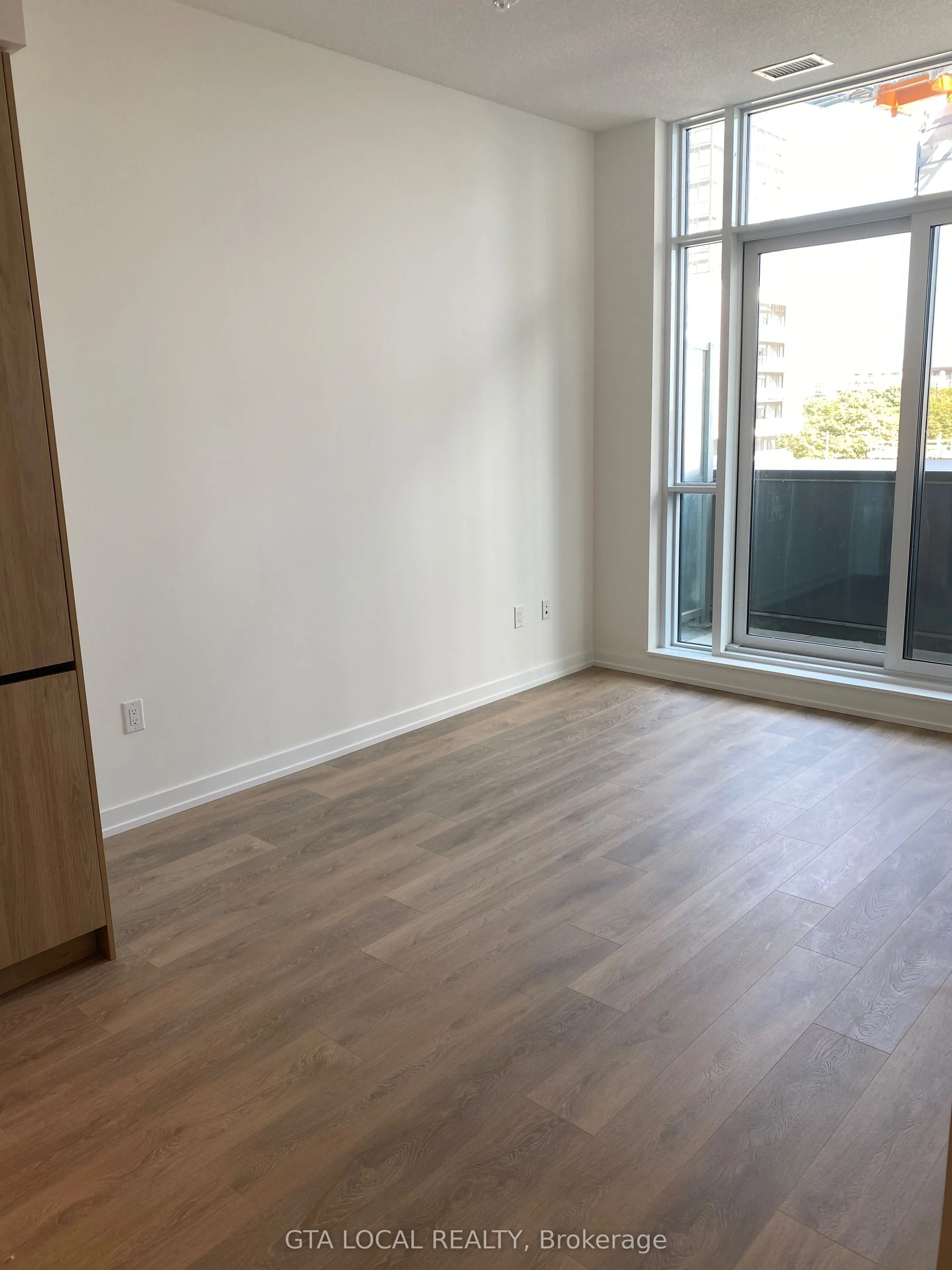 34 Tubman Avenue, #406