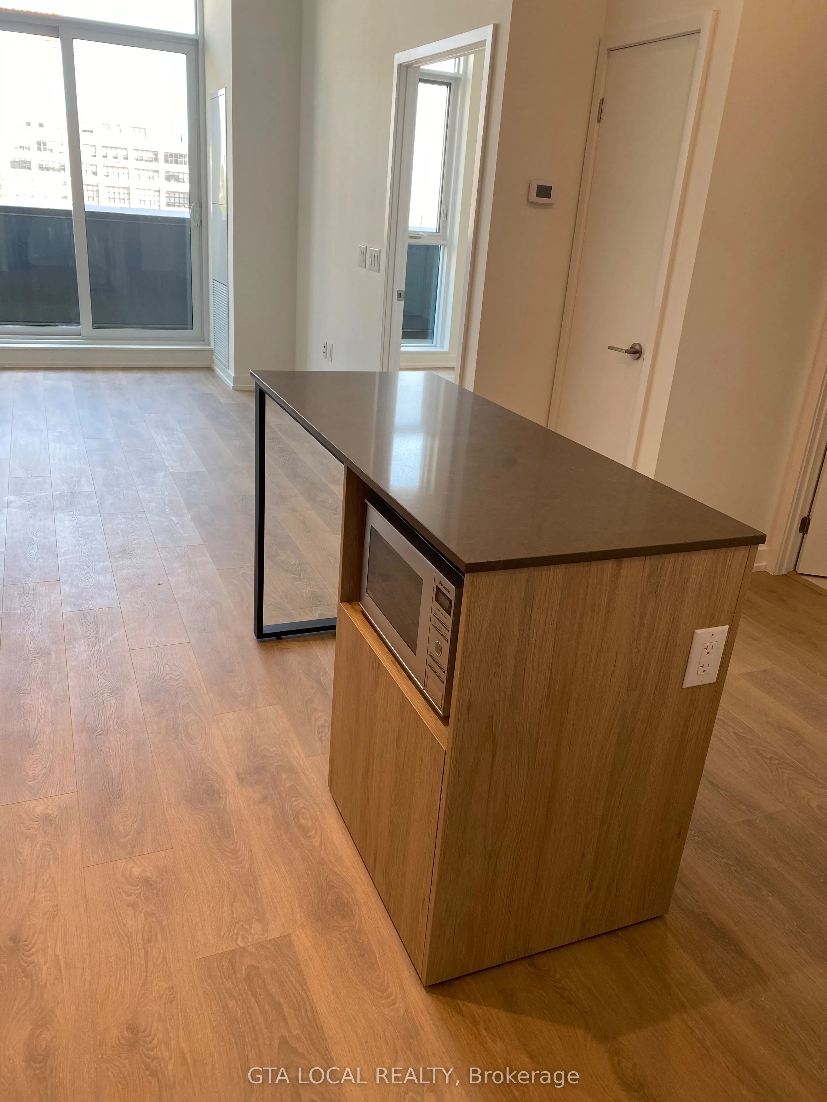 34 Tubman Avenue, #406