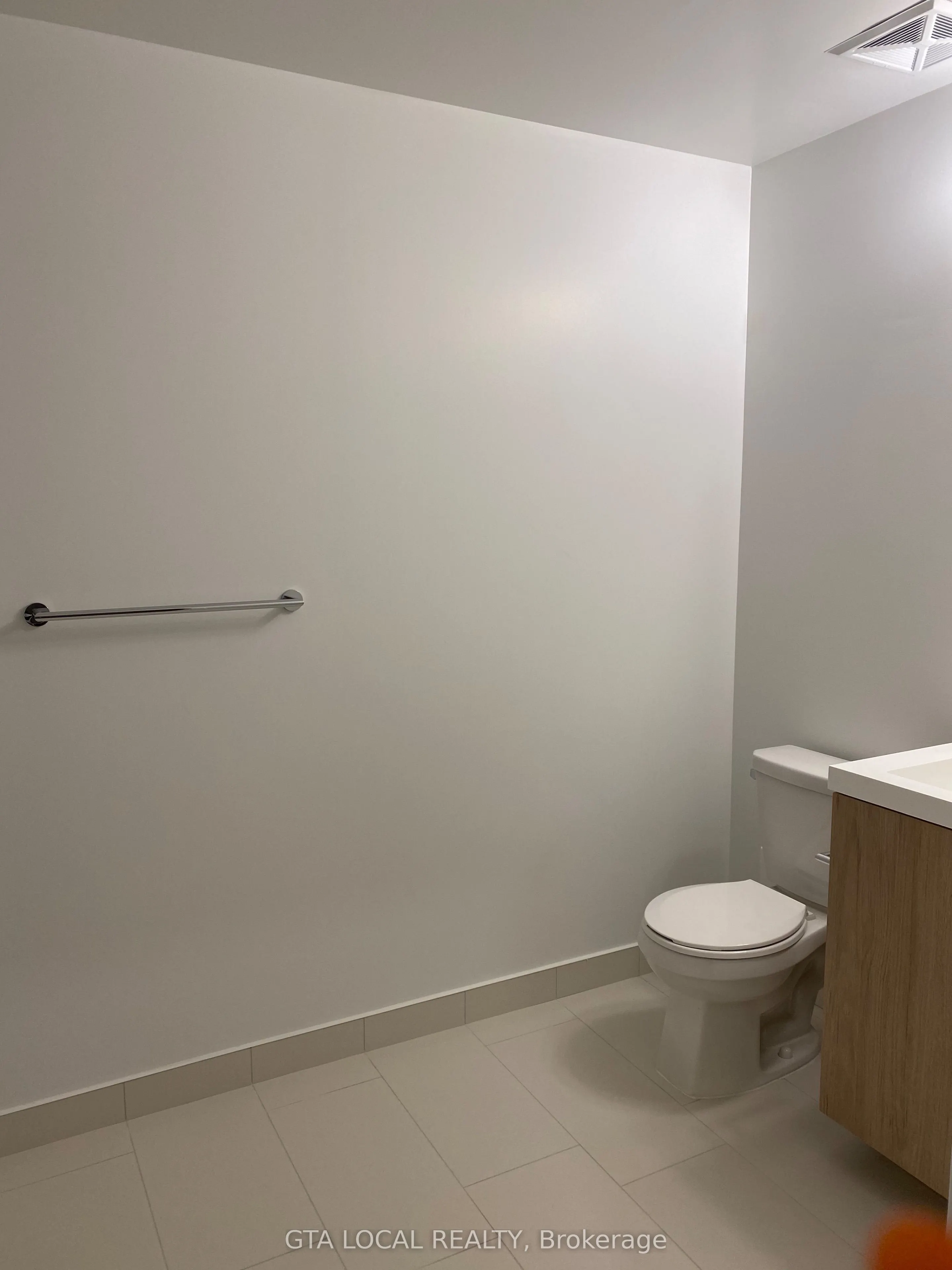 34 Tubman Avenue, #406