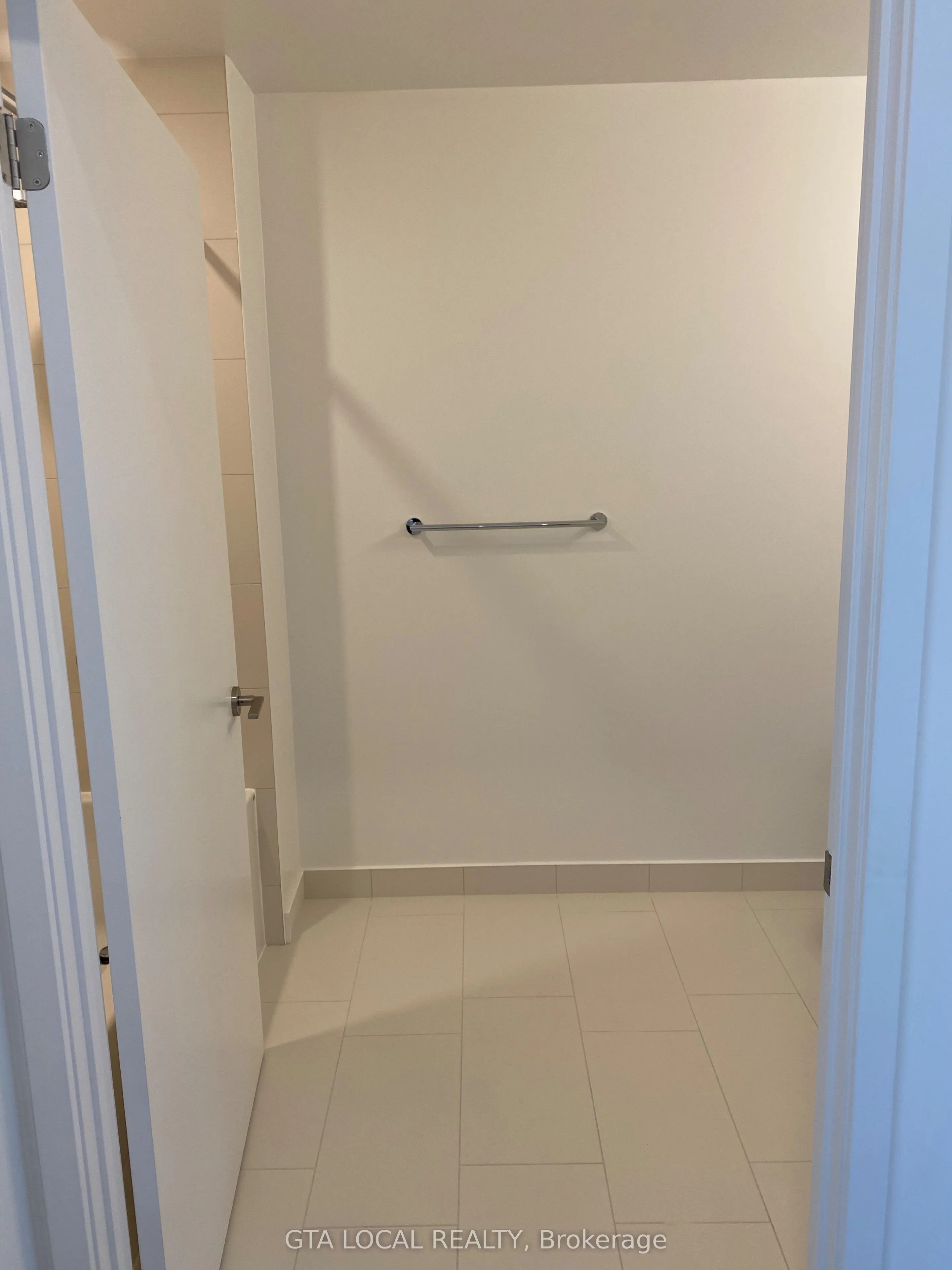 34 Tubman Avenue, #406
