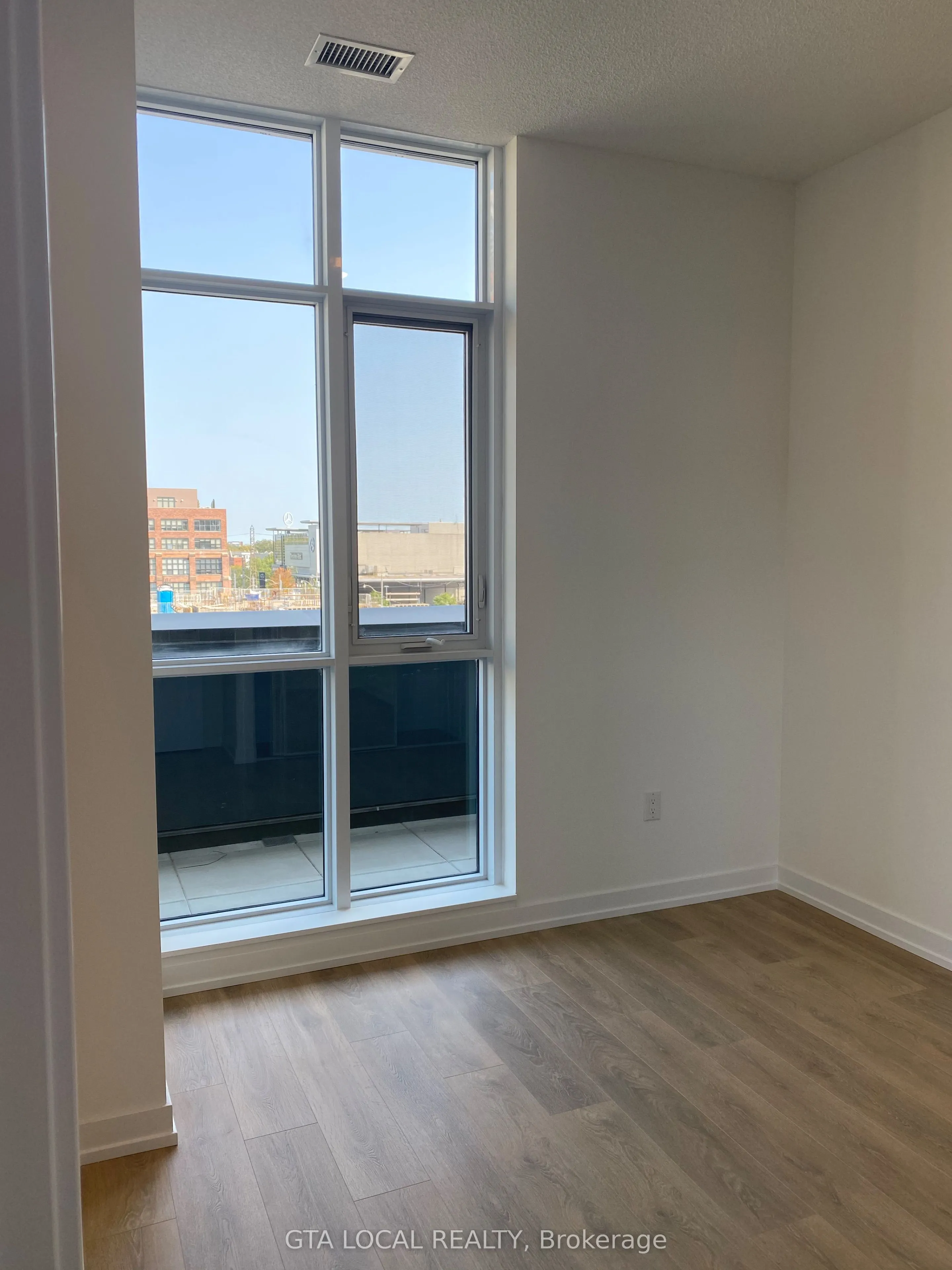 34 Tubman Avenue, #406
