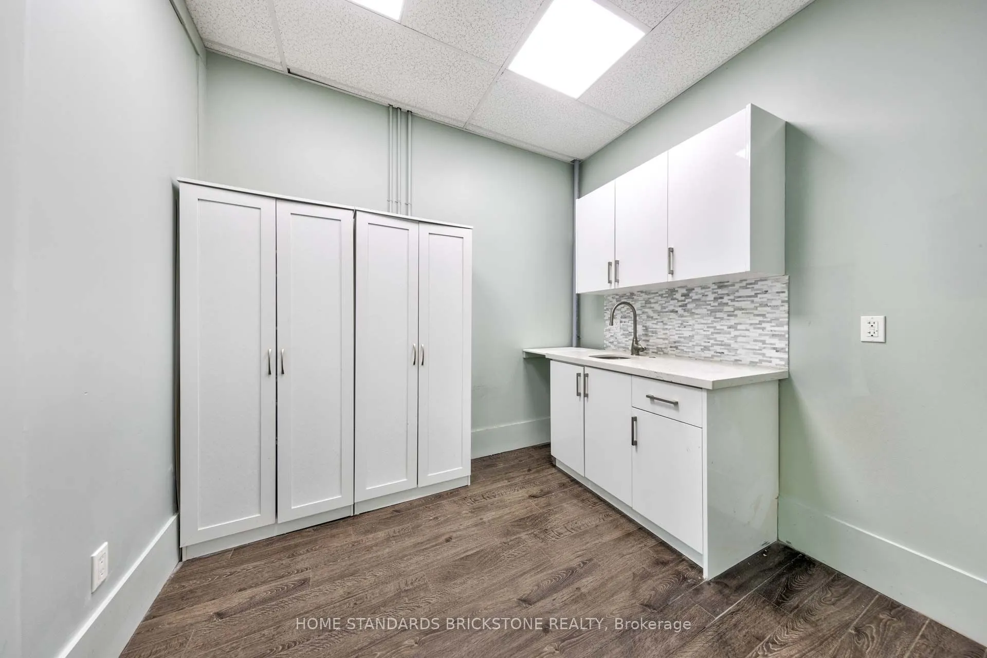 4750 Yonge Street, #334