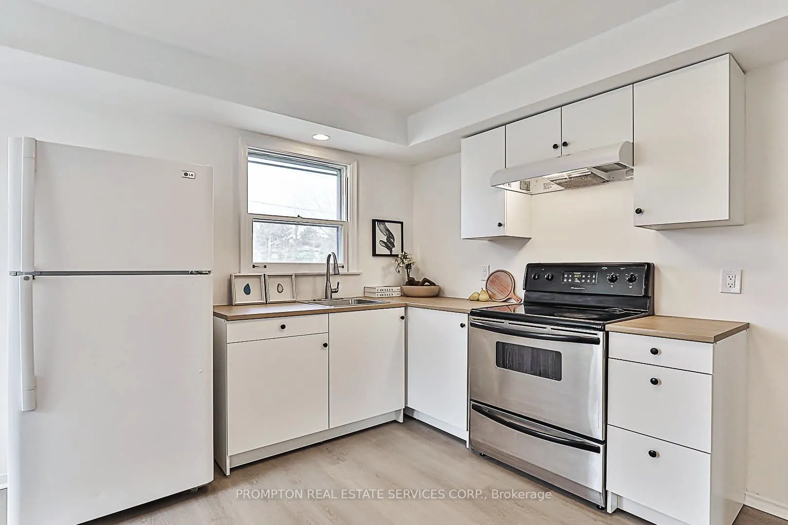 81 Maxome Avenue