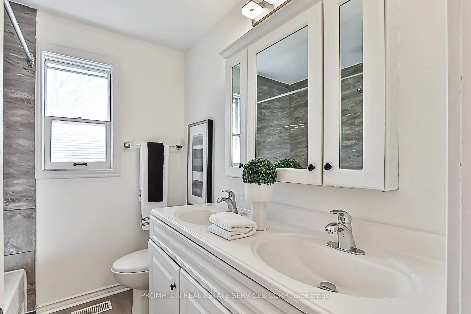 81 Maxome Avenue