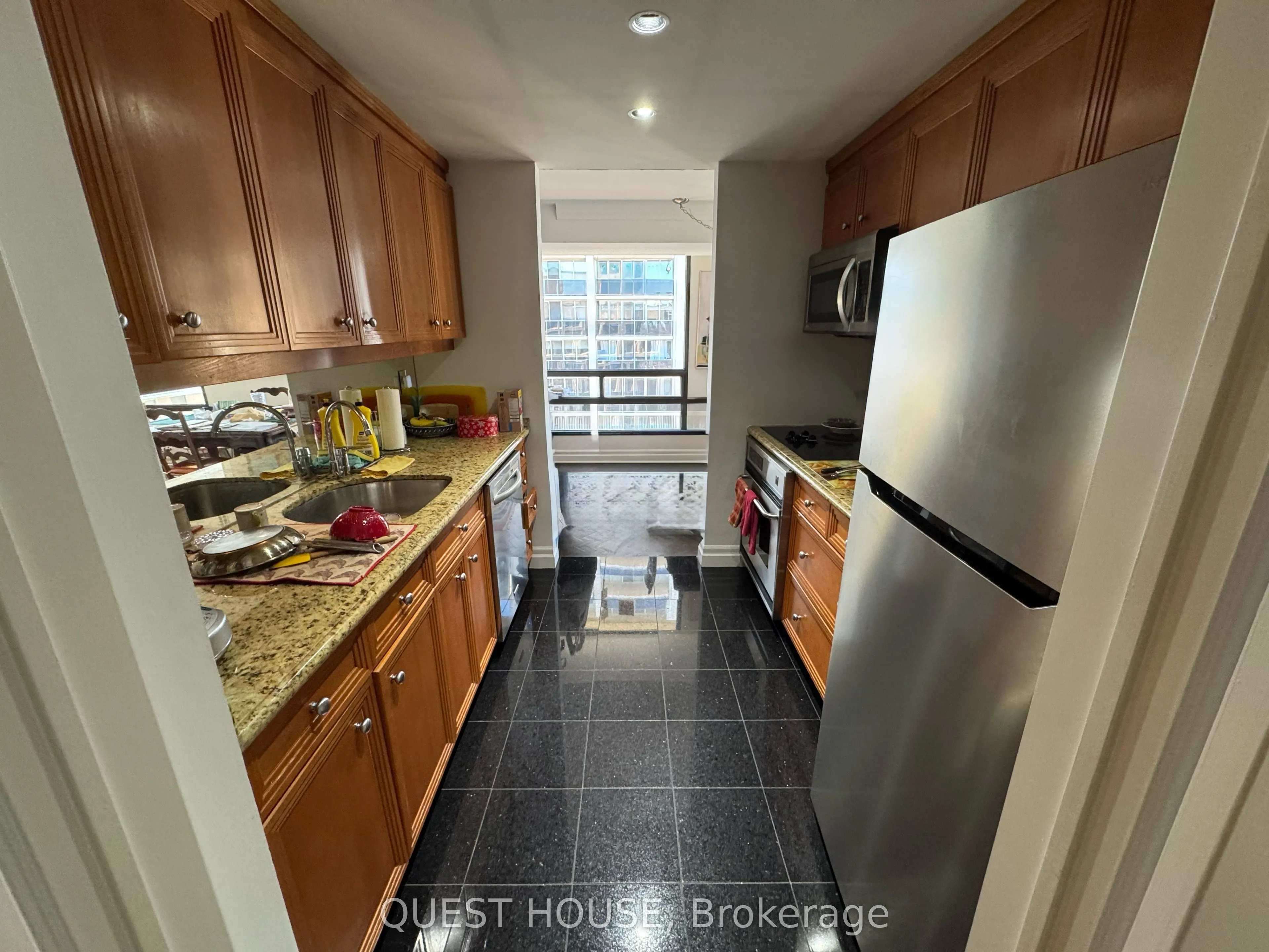 447 Walmer Road, #Ph10