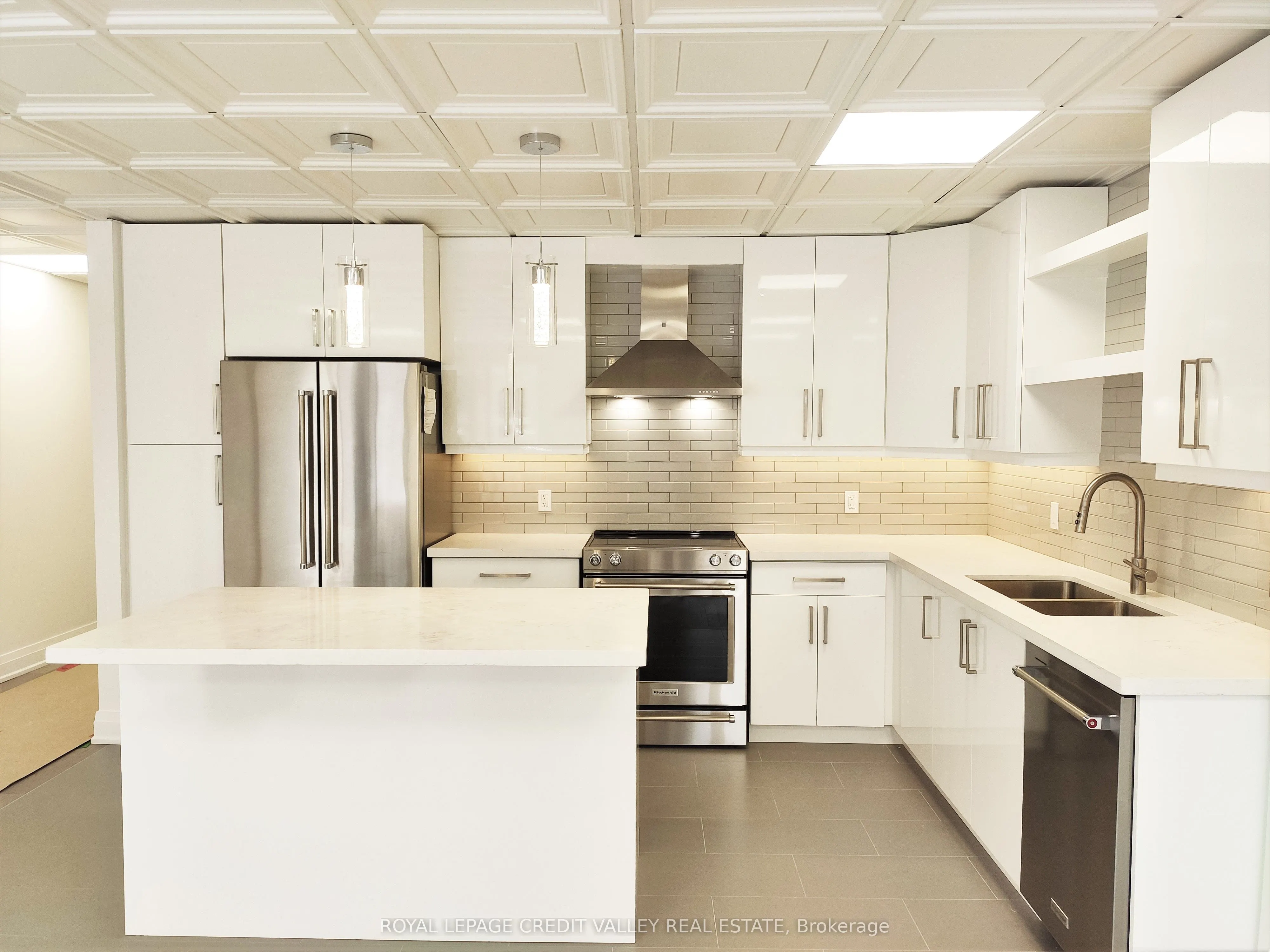 31 Baldwin Street, #Upper