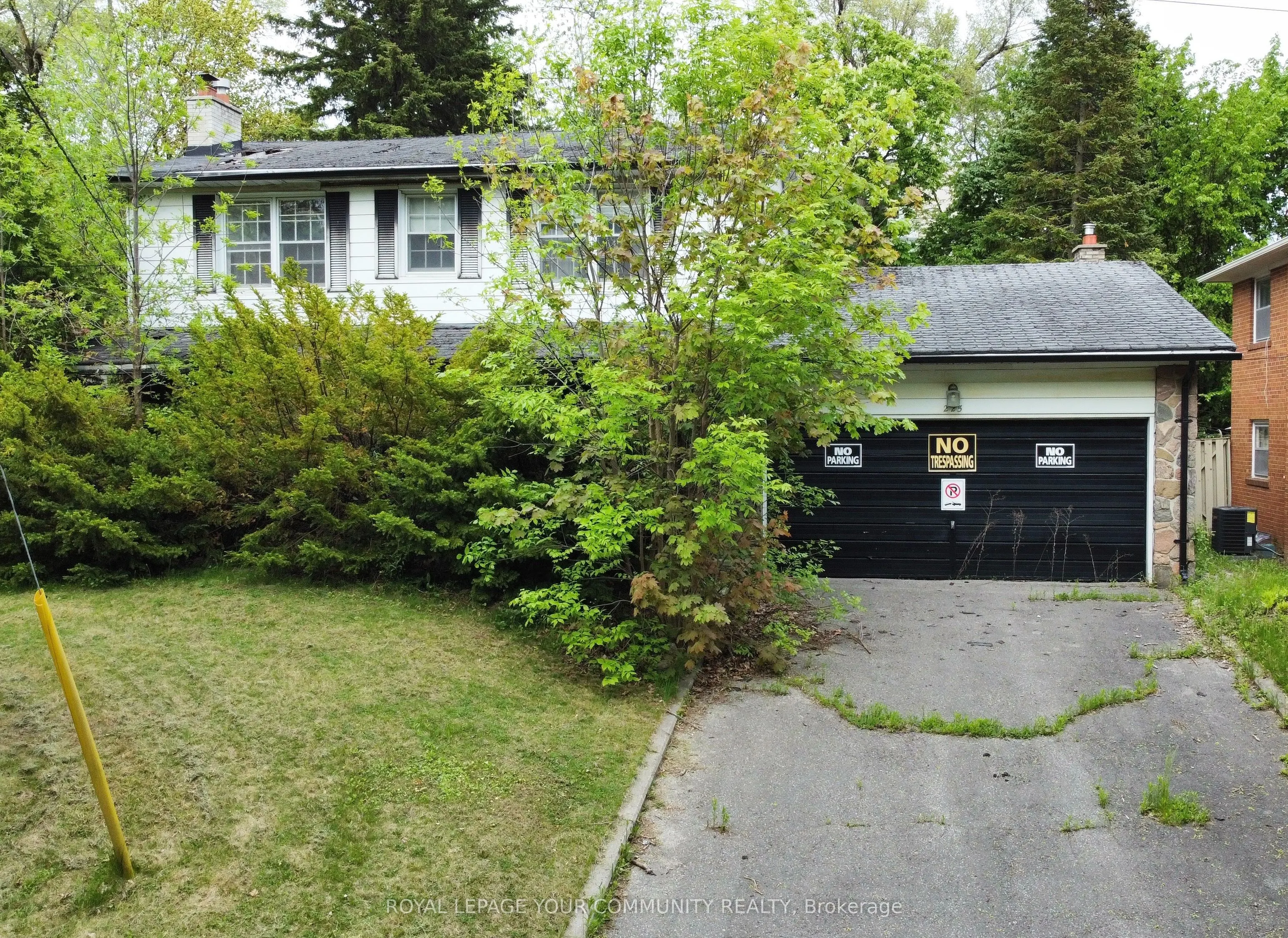 225 Old Yonge Street
