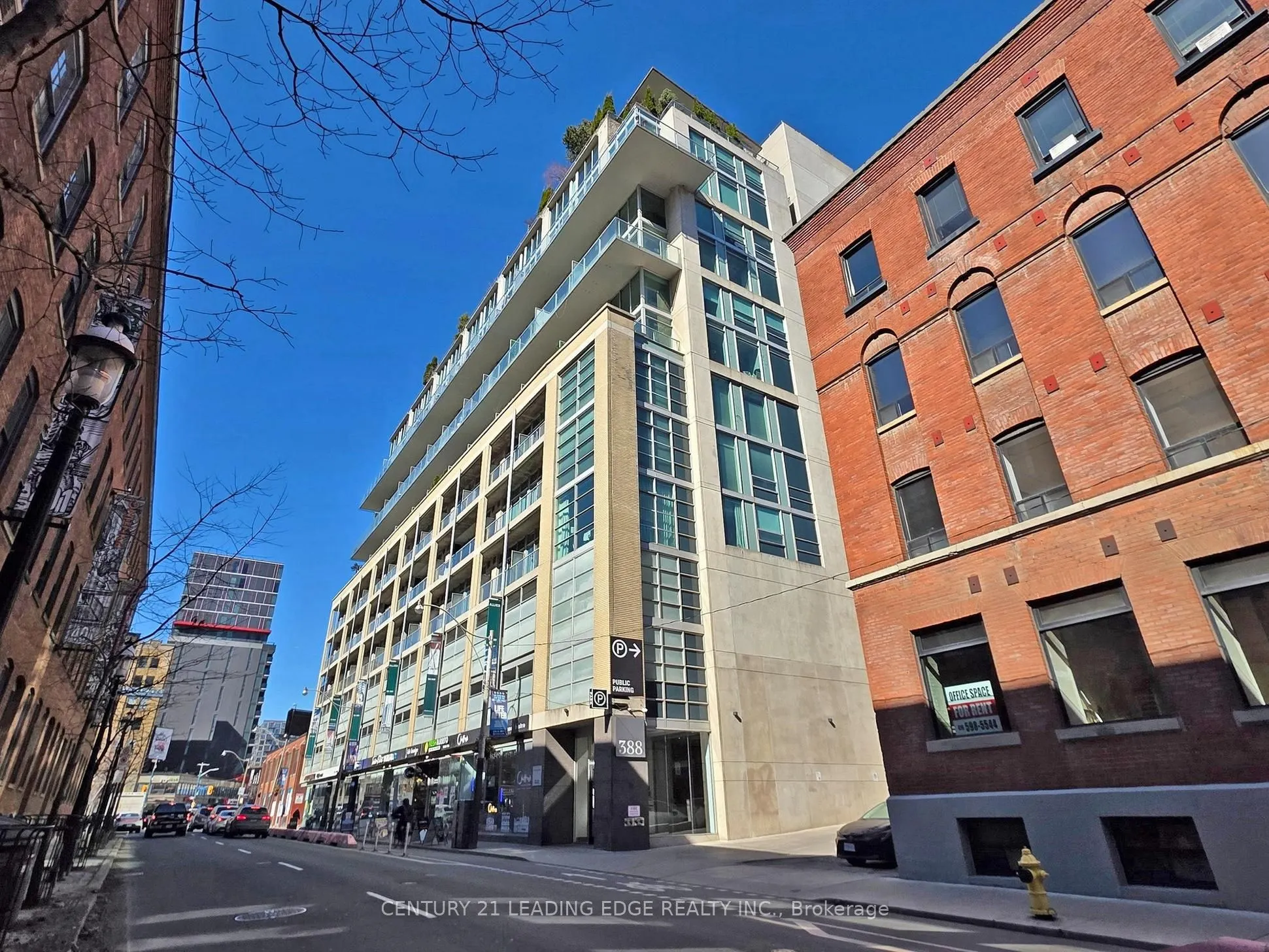 388 Richmond Street W, #722