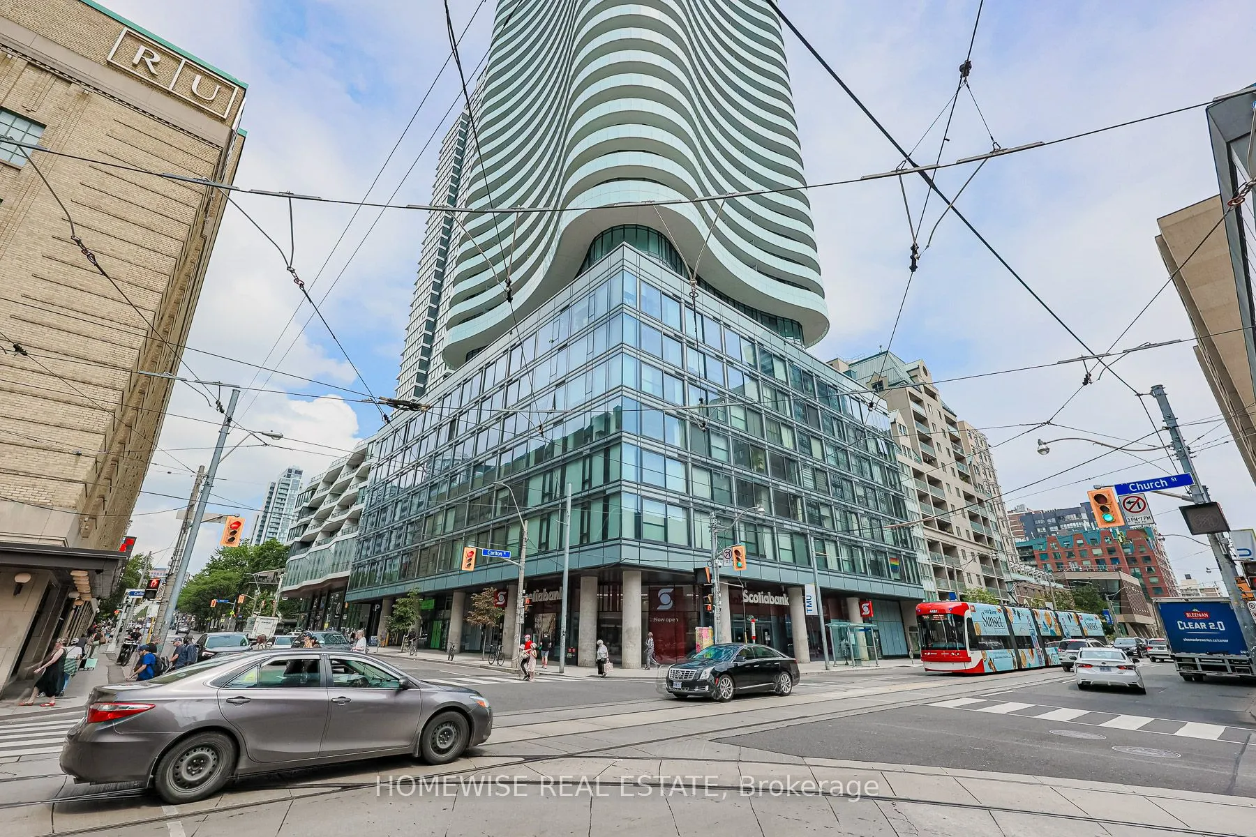 403 Church Street, #909