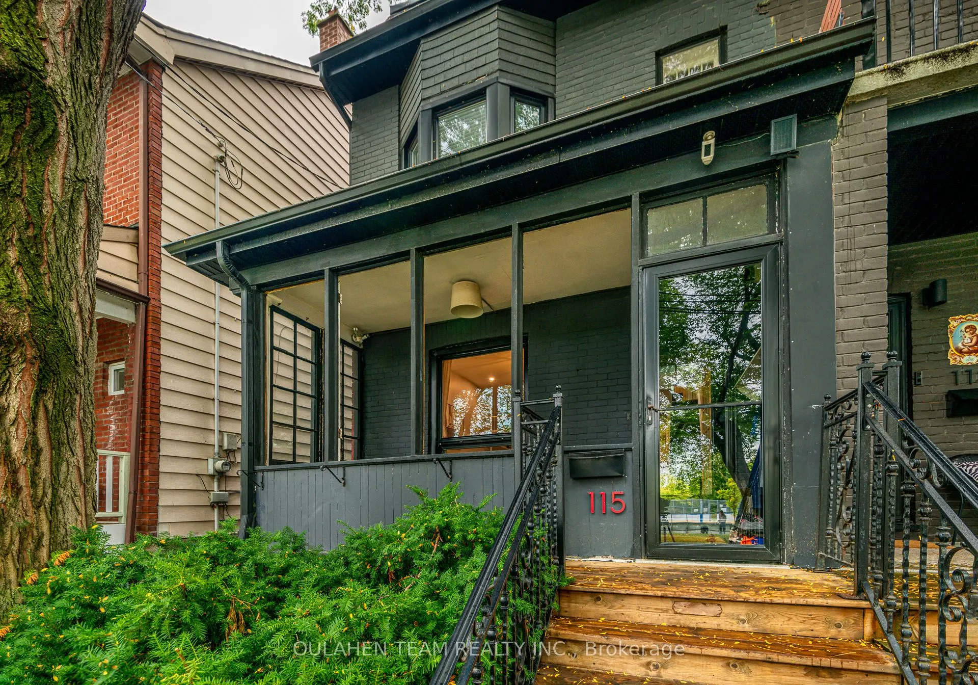 115 Gore Vale Avenue