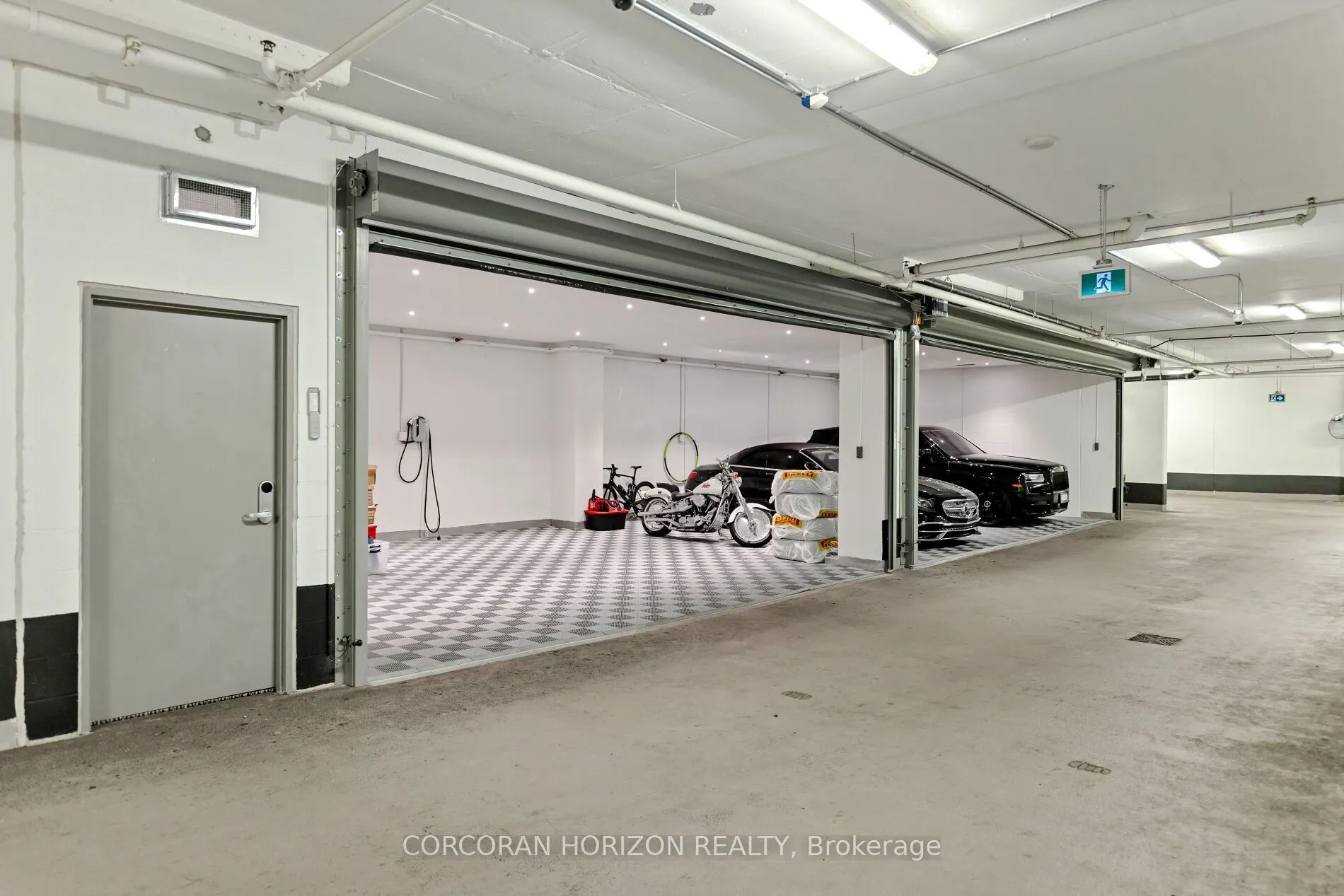 200 Cumberland Street #3802